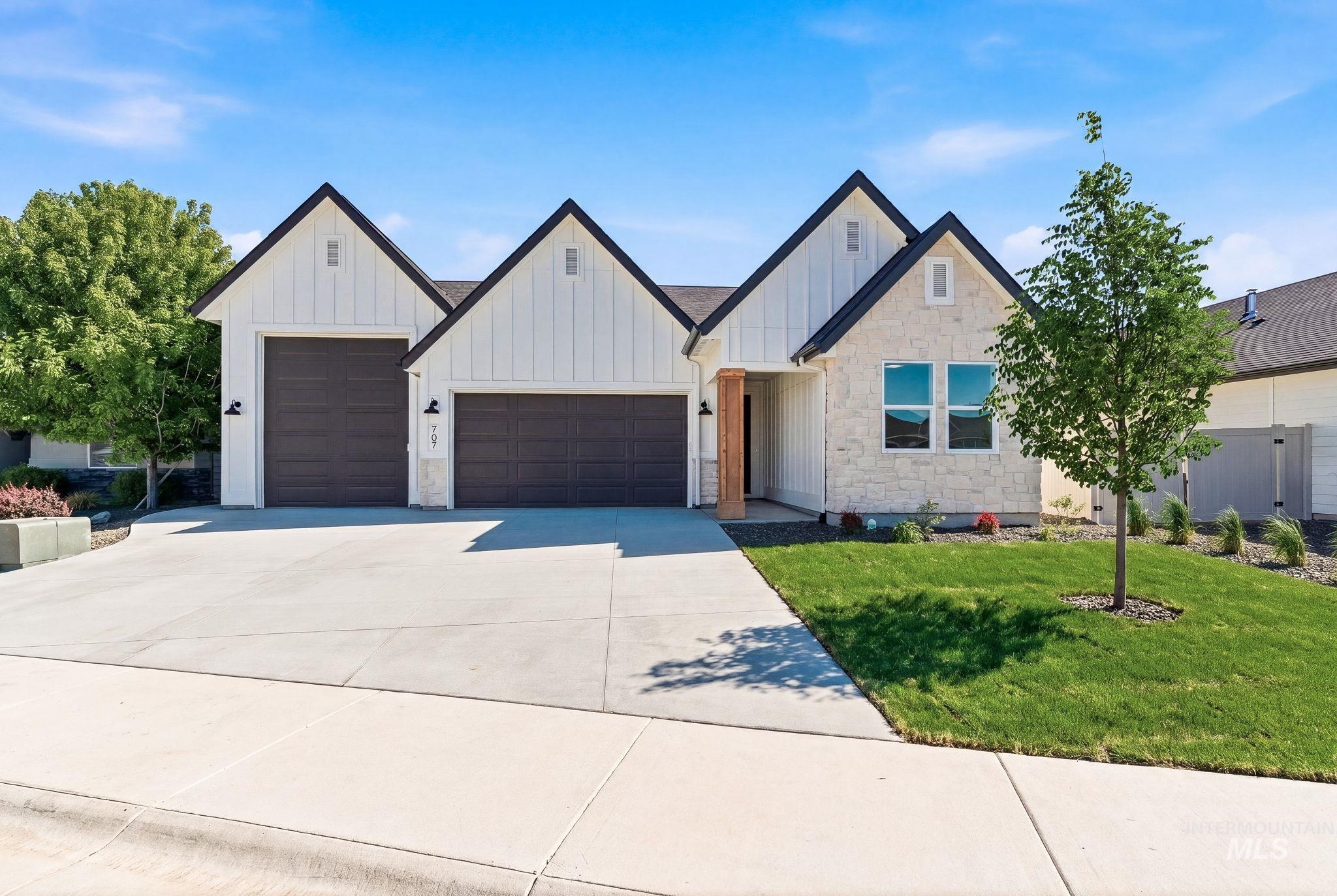 707 E Merino St, Kuna, Idaho 83634-5583, 3 Bedrooms, 2.5 Bathrooms, Residential For Sale, Price $729,900, 98987422