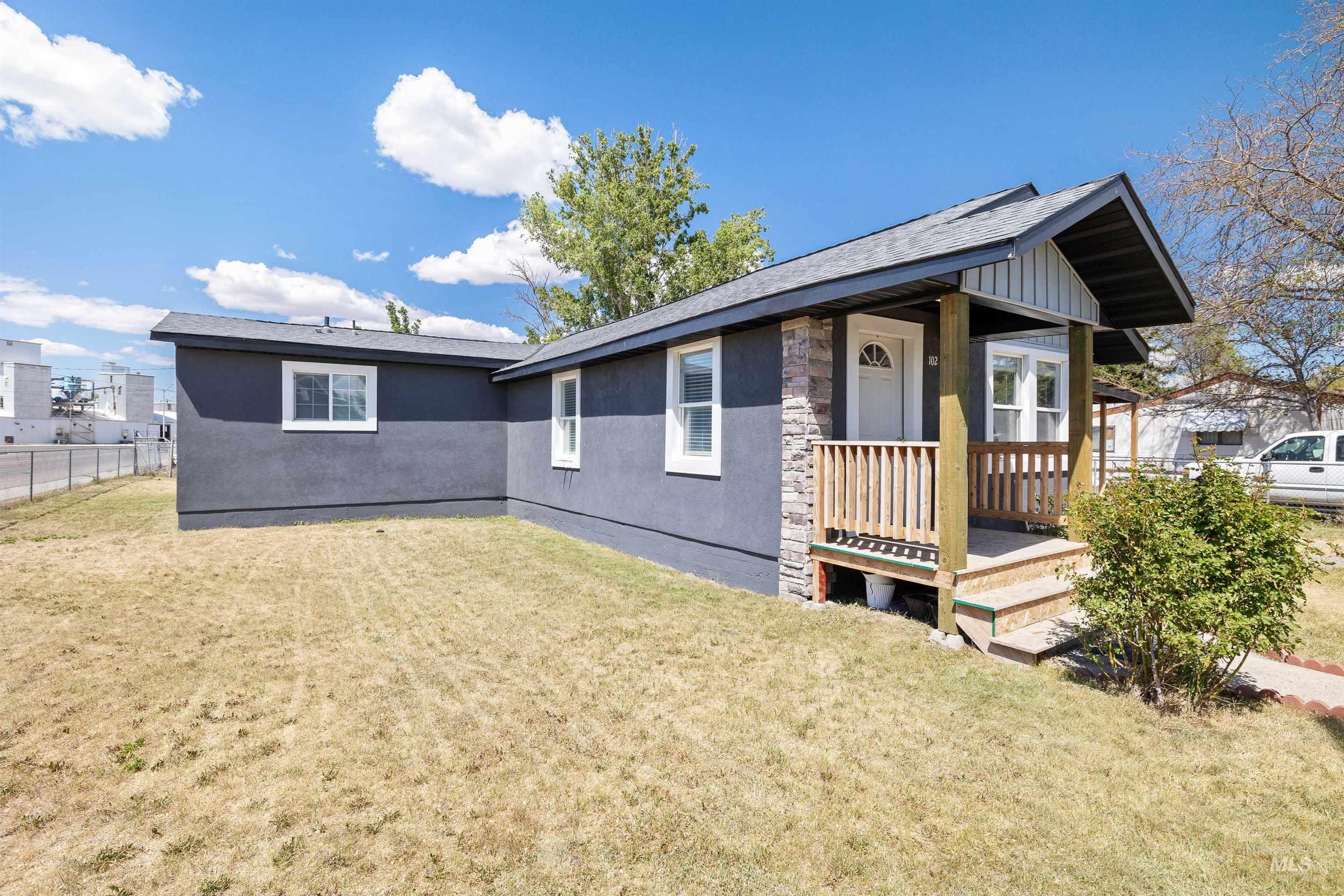 102 E. 6th St., Rupert, Idaho 83350, 3 Bedrooms, 2 Bathrooms, Residential For Sale, Price $260,000, 98987423