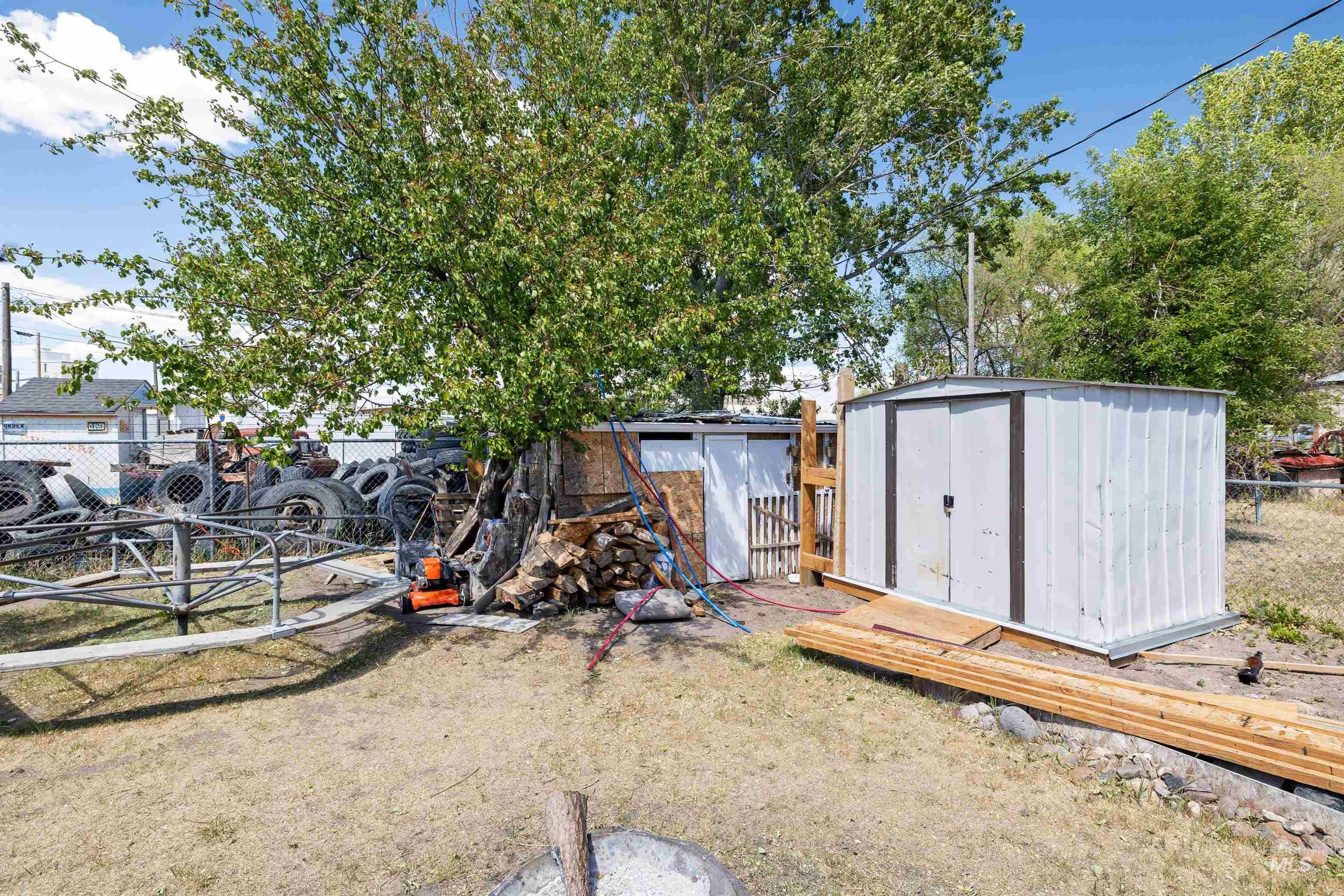 102 E. 6th St., Rupert, Idaho 83350, 3 Bedrooms, 2 Bathrooms, Residential For Sale, Price $260,000, 98987423