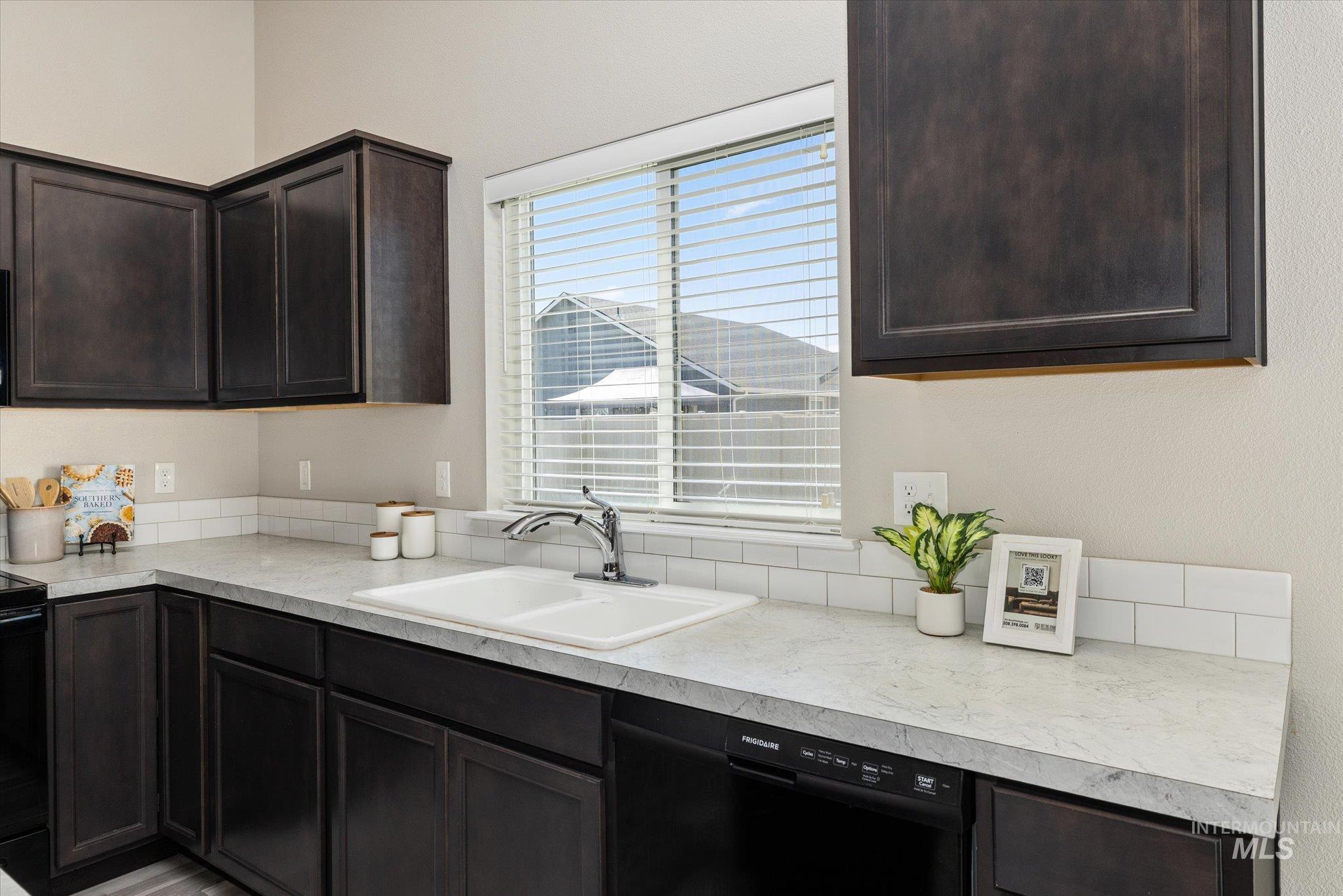 11887 W Box Canyon St, Star, Idaho 83669, 4 Bedrooms, 2 Bathrooms, Residential For Sale, Price $499,000, 98987429