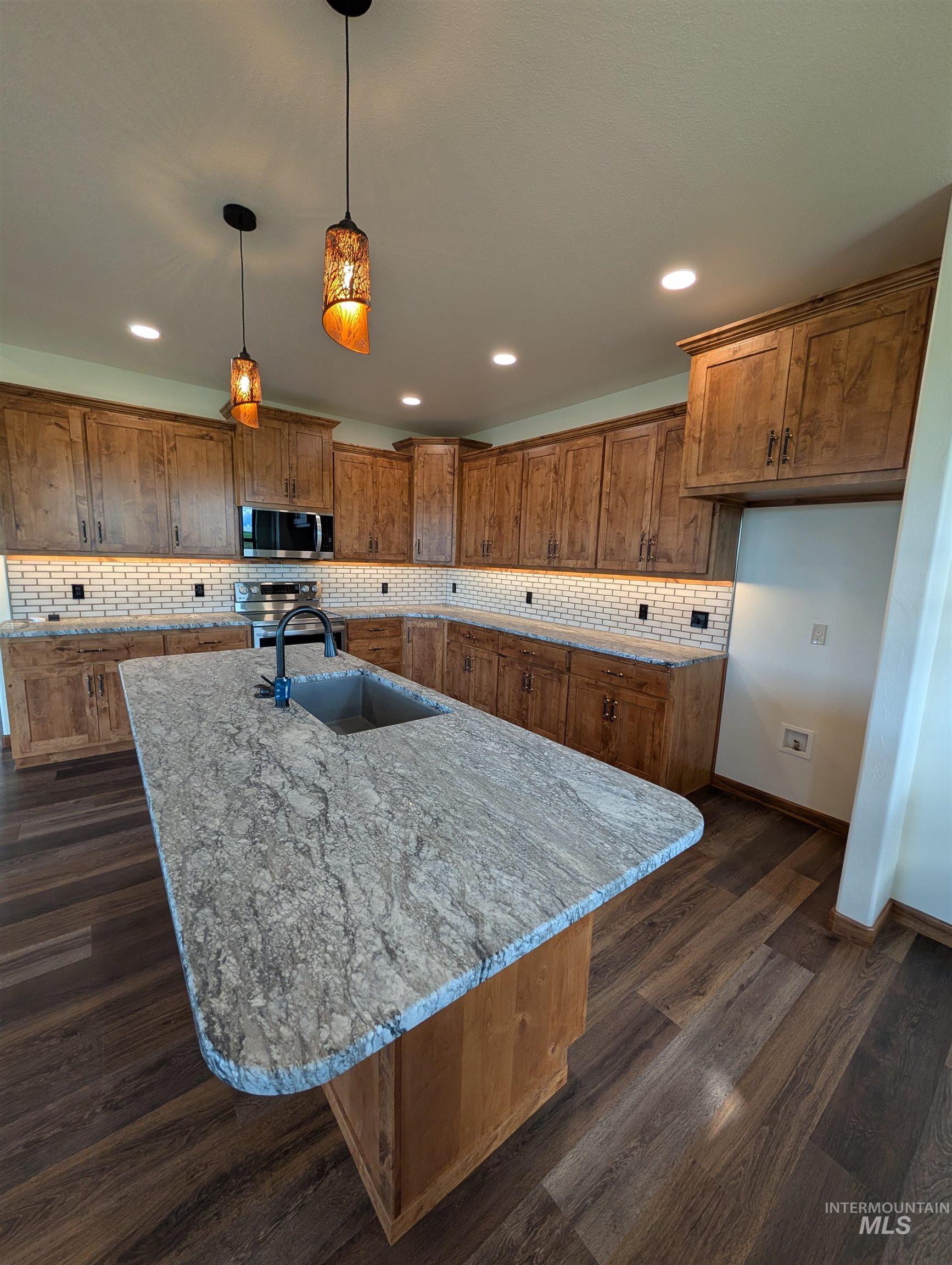 137 Angus Ranch Road, Grangeville, Idaho 83539, 5 Bedrooms, 3 Bathrooms, Residential For Sale, Price $1,250,000,MLS 98987431