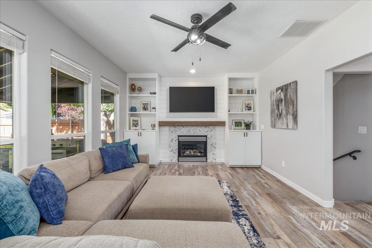 2601 E Green Canyon Dr, Meridian, Idaho 83642, 6 Bedrooms, 3.5 Bathrooms, Residential For Sale, Price $699,900, 98987432