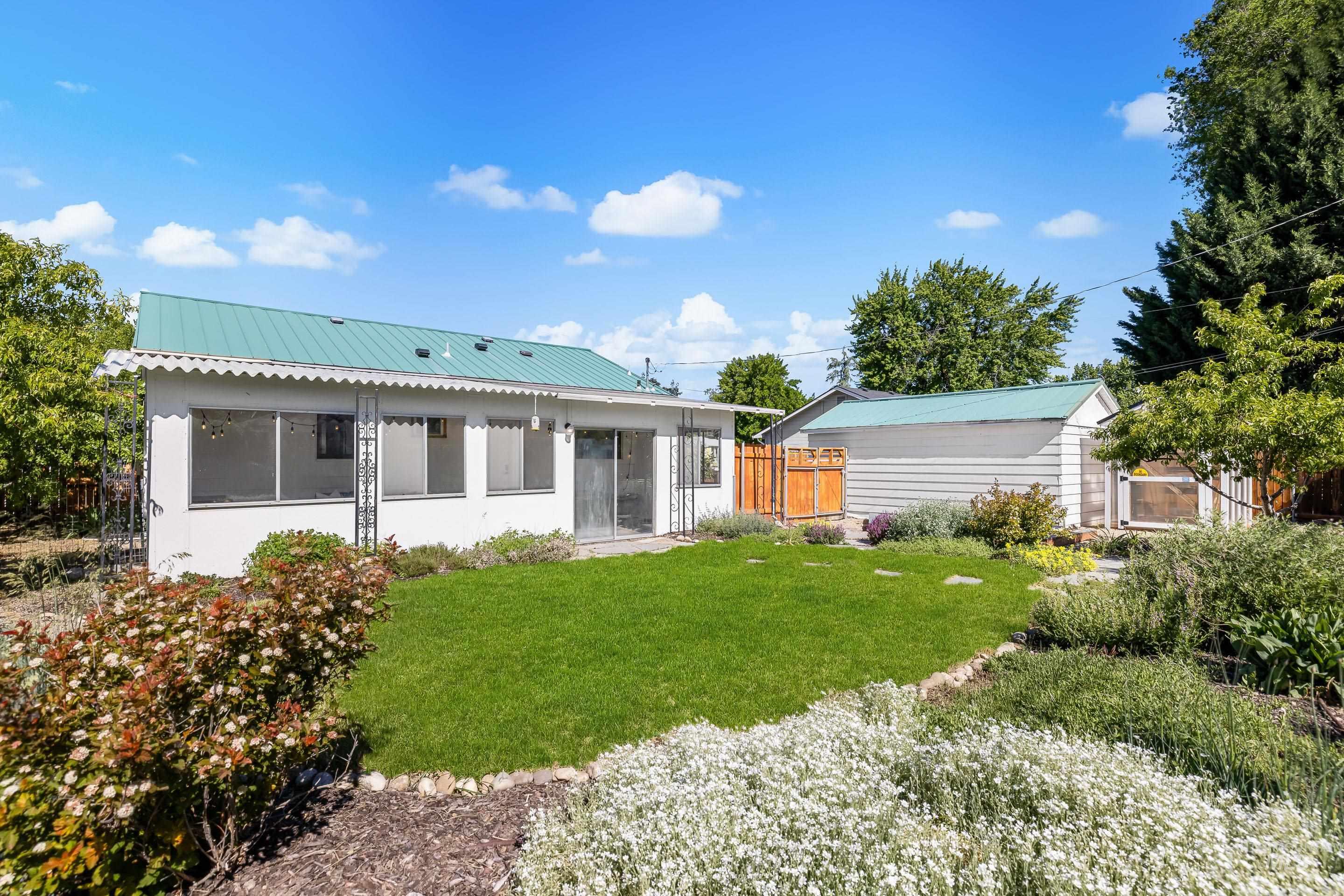 20 N Vinson, Boise, Idaho 83705, 4 Bedrooms, 2 Bathrooms, Residential For Sale, Price $519,900, 98987433