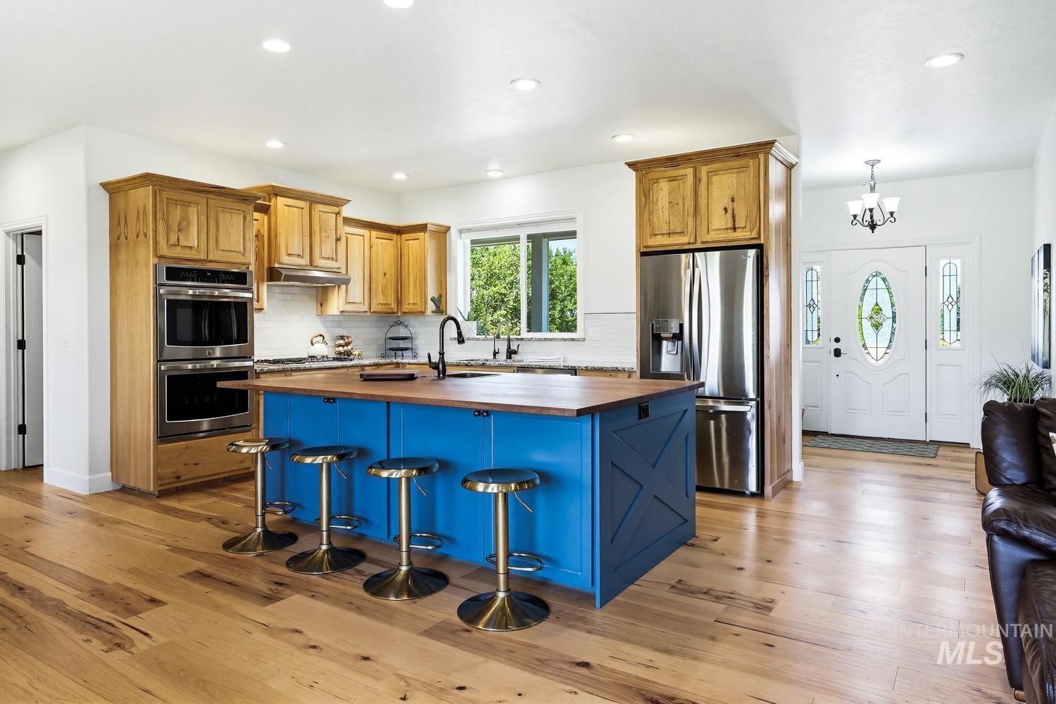 21739 Ustick Rd, Caldwell, Idaho 83607, 4 Bedrooms, 2 Bathrooms, Residential For Sale, Price $1,087,800, 98987436