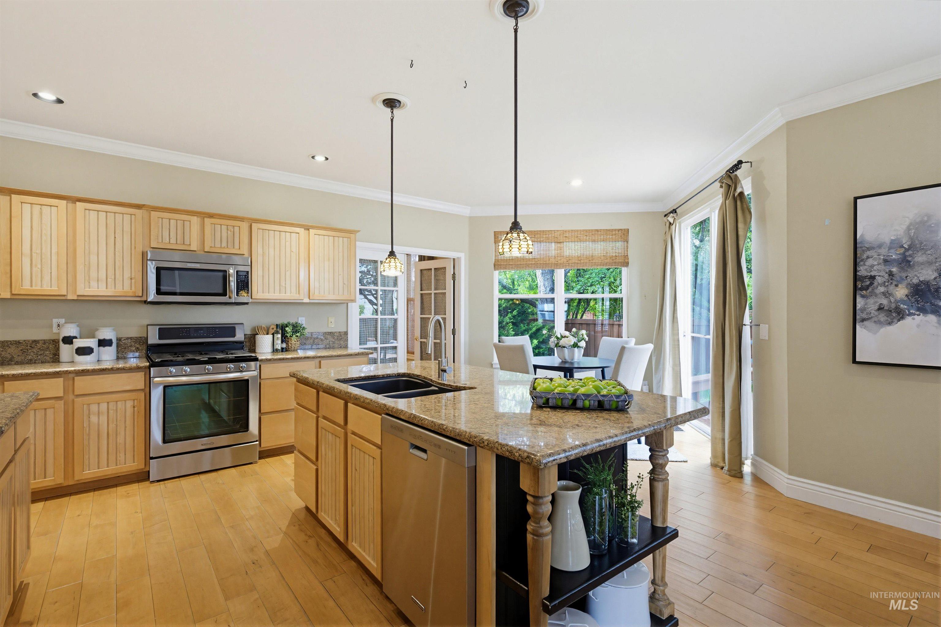 6332 E Gateway Court, Boise, Idaho 83716, 4 Bedrooms, 3.5 Bathrooms, Residential For Sale, Price $739,000, 98987437