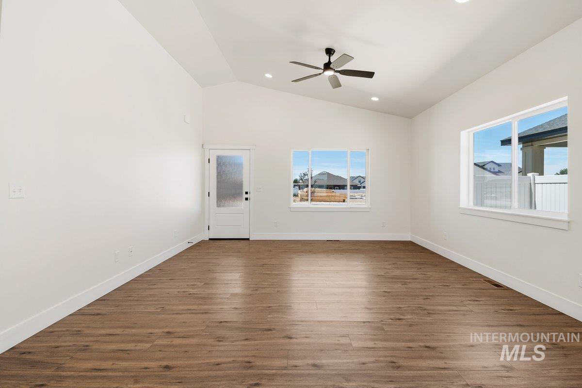 2006 Trae Street, Jerome, Idaho 83338, 3 Bedrooms, 2 Bathrooms, Residential For Sale, Price $384,000,MLS 98987438