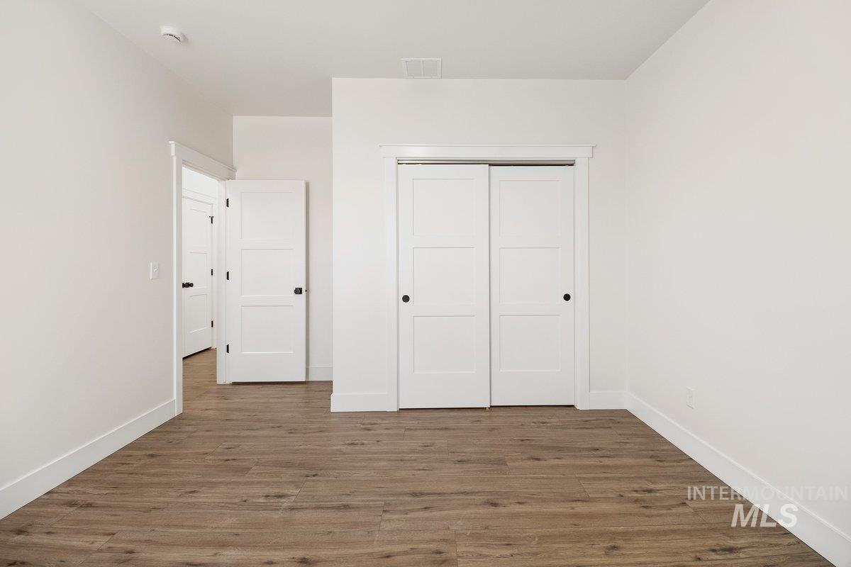 2006 Trae Street, Jerome, Idaho 83338, 3 Bedrooms, 2 Bathrooms, Residential For Sale, Price $384,000,MLS 98987438