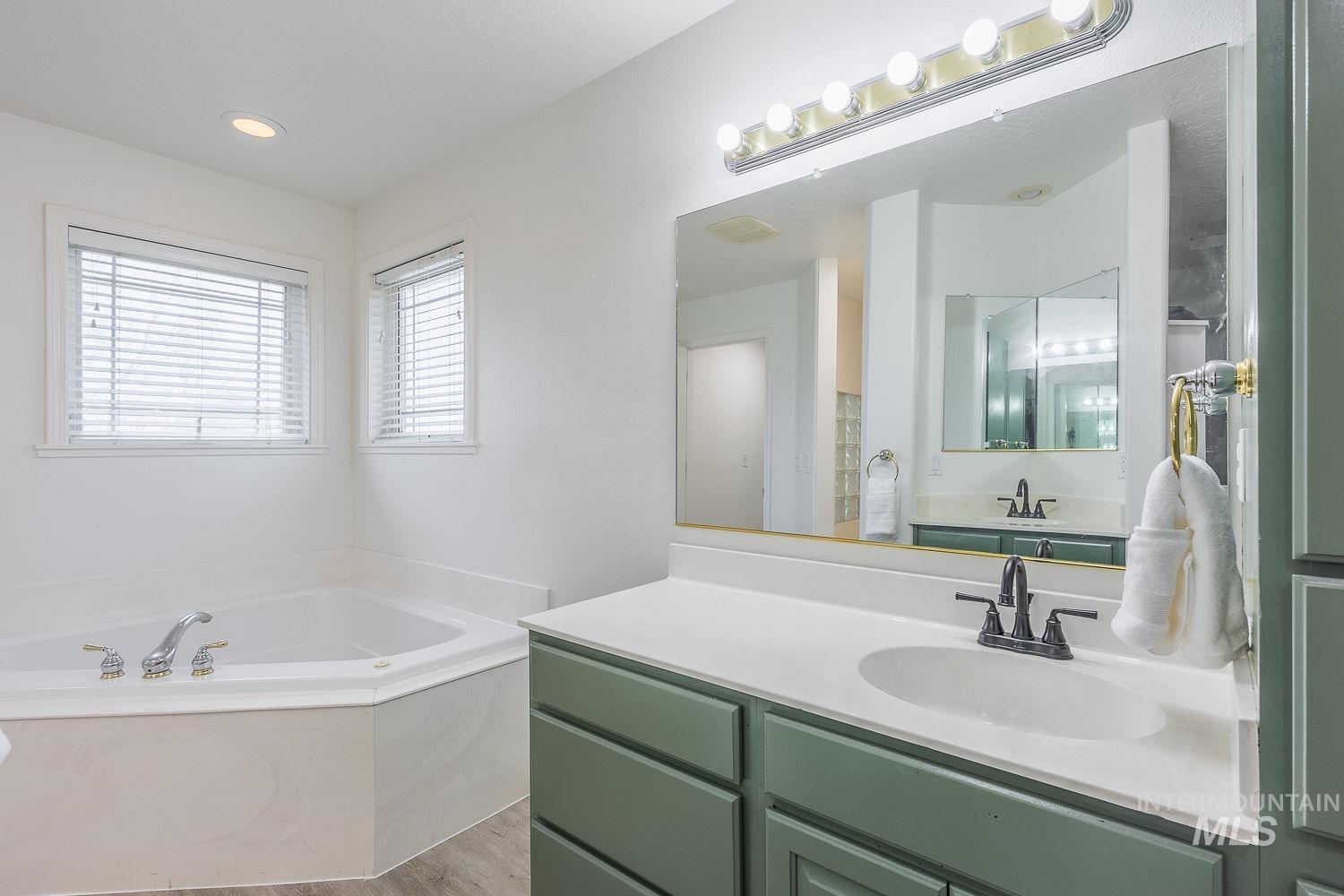 512 Sherry Rd, Nampa, Idaho 83686, 5 Bedrooms, 4 Bathrooms, Residential For Sale, Price $925,000, 98987442
