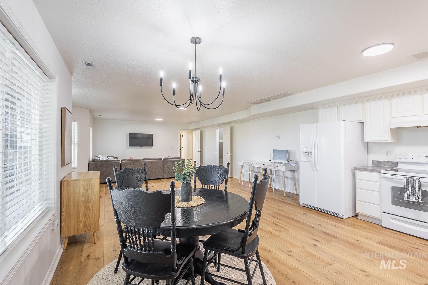 512 Sherry Rd, Nampa, Idaho 83686, 5 Bedrooms, 4 Bathrooms, Residential For Sale, Price $925,000, 98987442