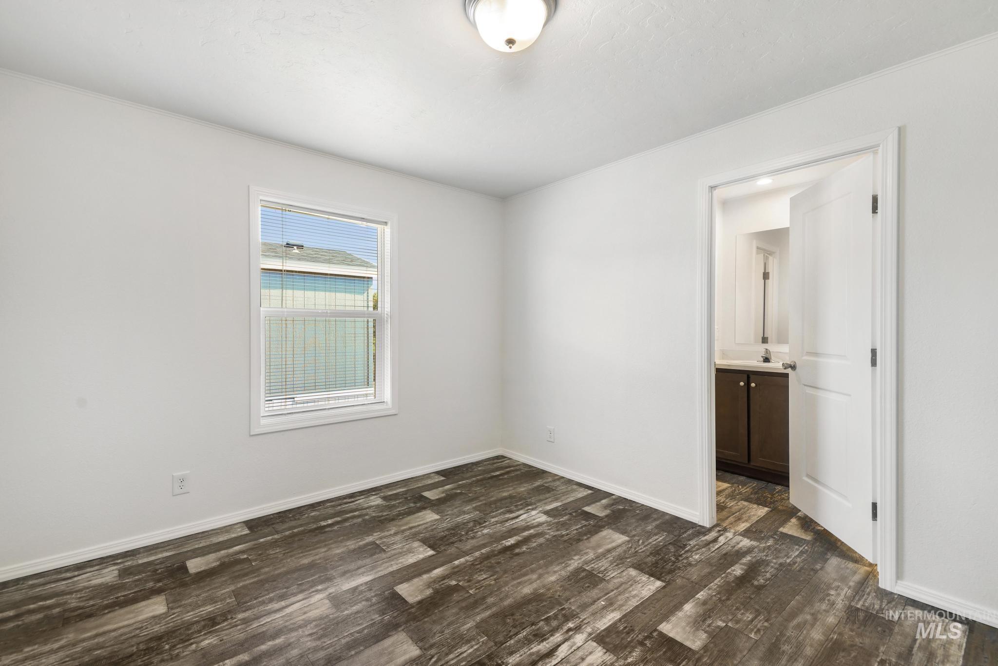 370 W 12th S, Mountain Home, Idaho 83647, 3 Bedrooms, 2 Bathrooms, Residential For Sale, Price $95,000, 98987448