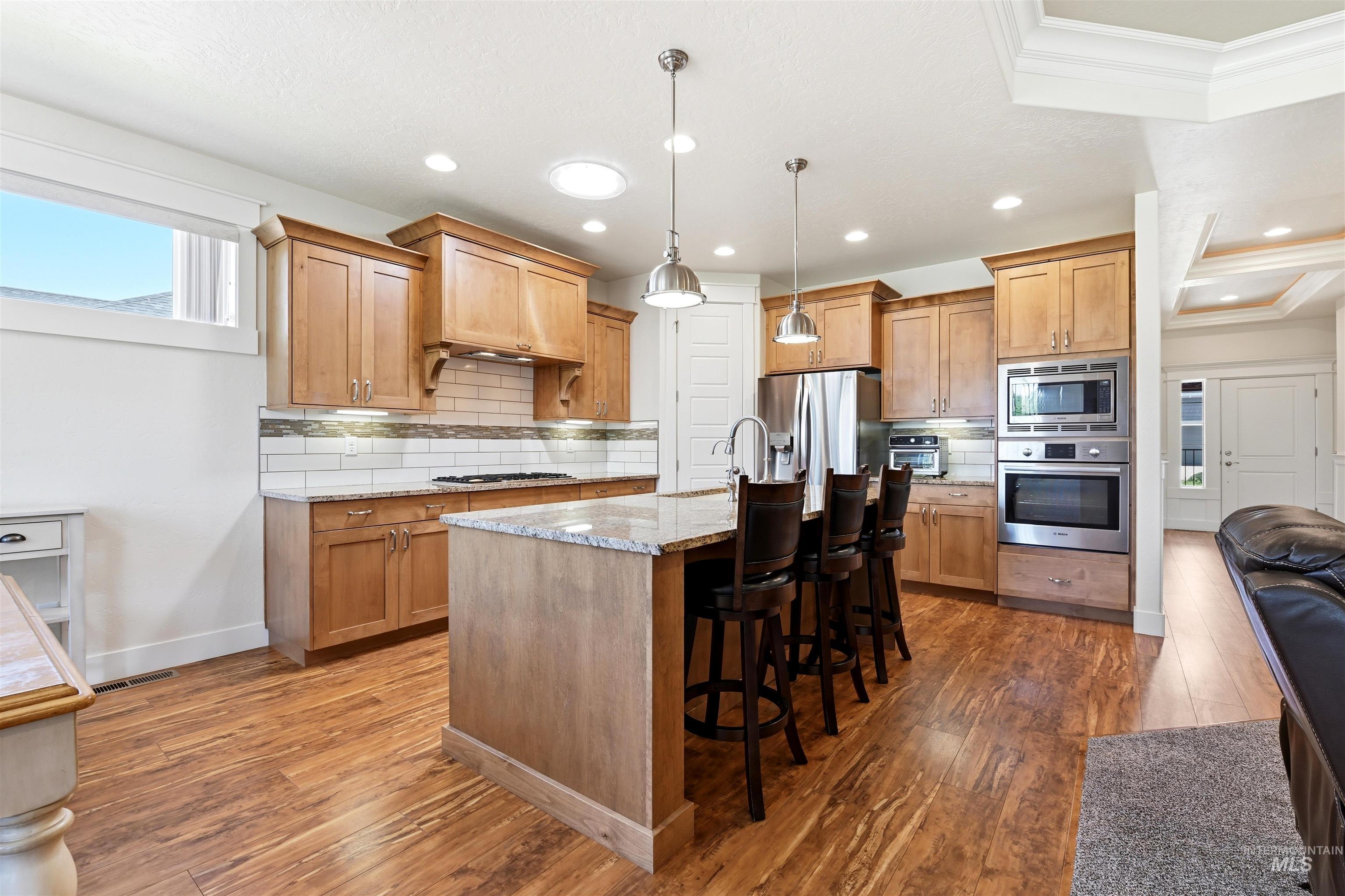 1091 N Hornback Ave, Star, Idaho 83669, 3 Bedrooms, 2 Bathrooms, Residential For Sale, Price $605,000, 98987450