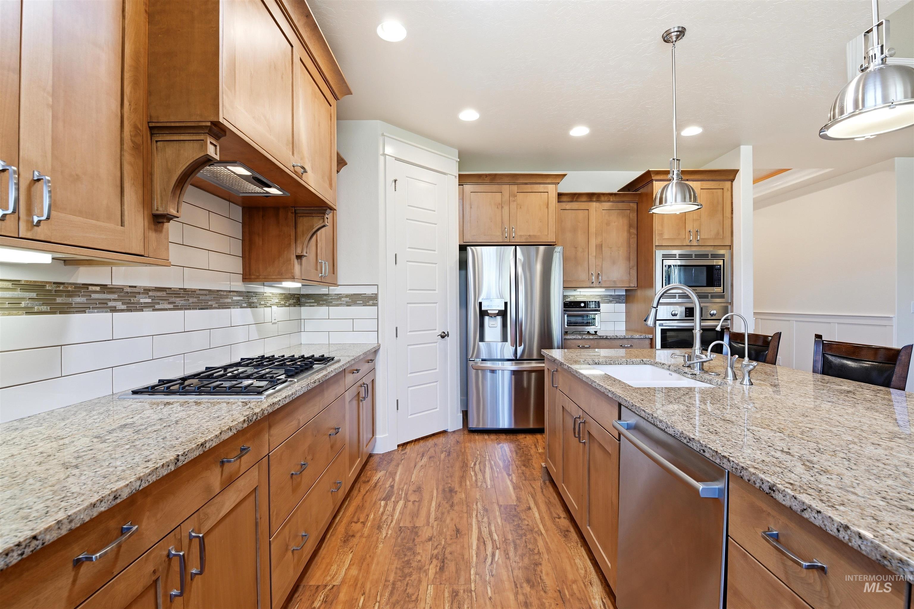 1091 N Hornback Ave, Star, Idaho 83669, 3 Bedrooms, 2 Bathrooms, Residential For Sale, Price $605,000, 98987450