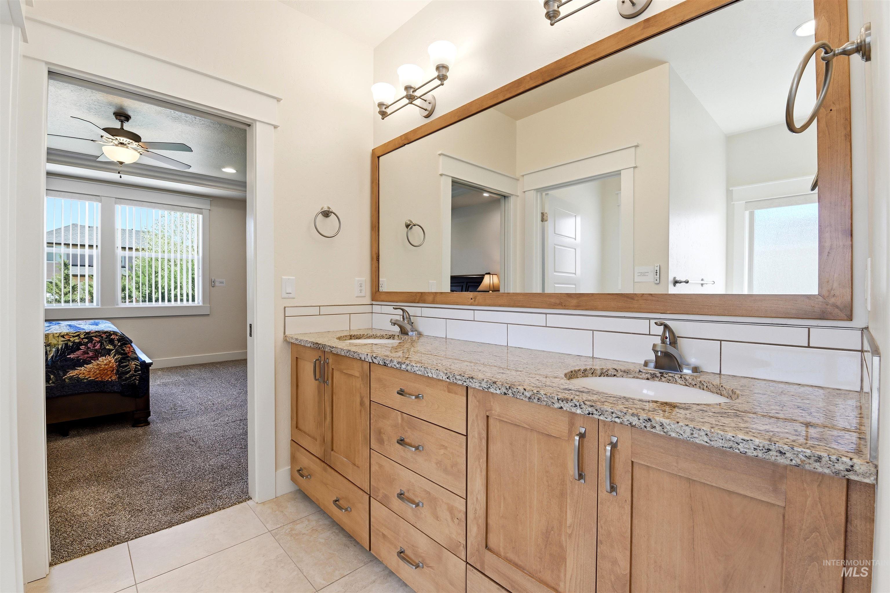 1091 N Hornback Ave, Star, Idaho 83669, 3 Bedrooms, 2 Bathrooms, Residential For Sale, Price $605,000, 98987450