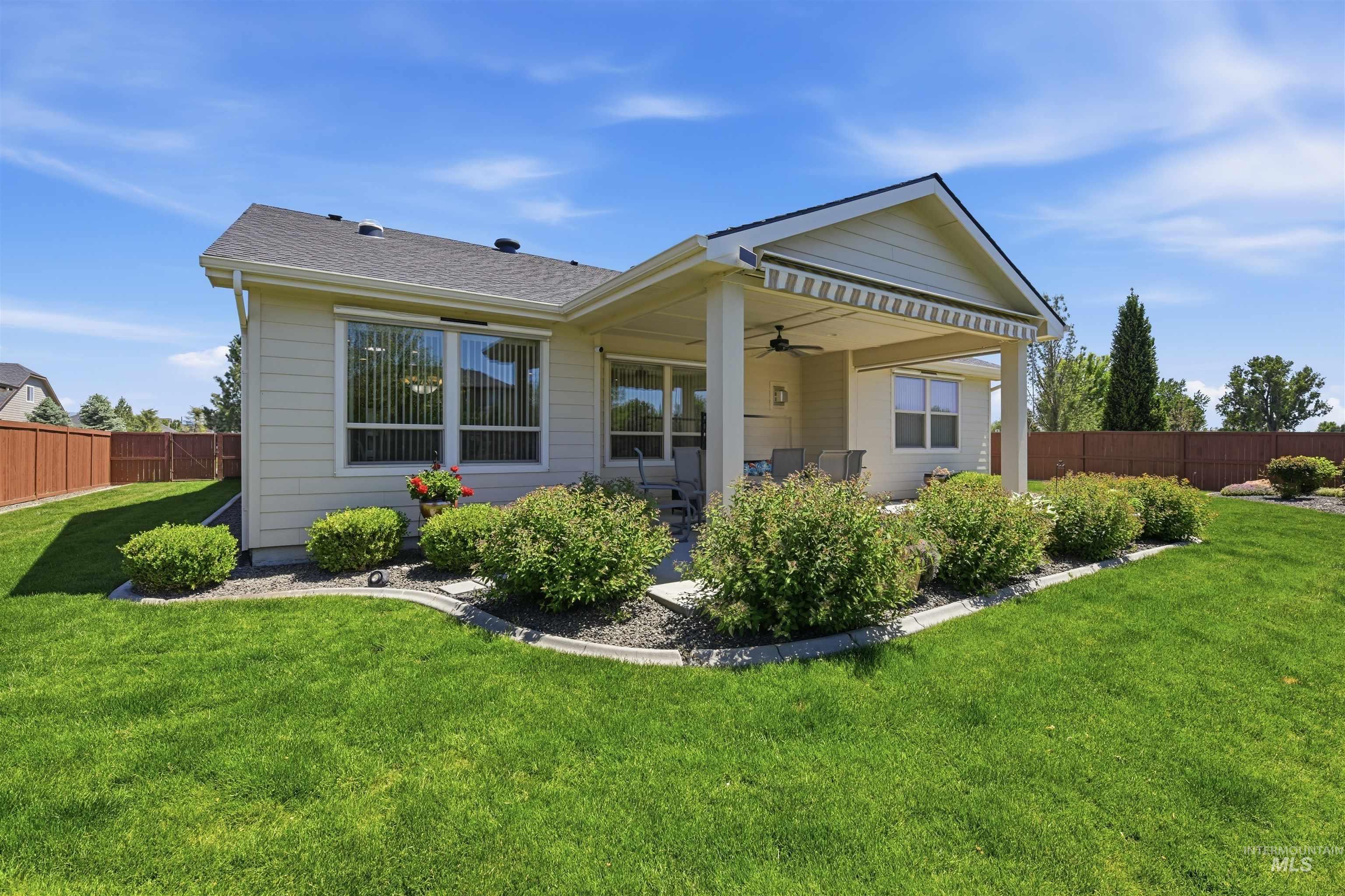 1091 N Hornback Ave, Star, Idaho 83669, 3 Bedrooms, 2 Bathrooms, Residential For Sale, Price $605,000, 98987450
