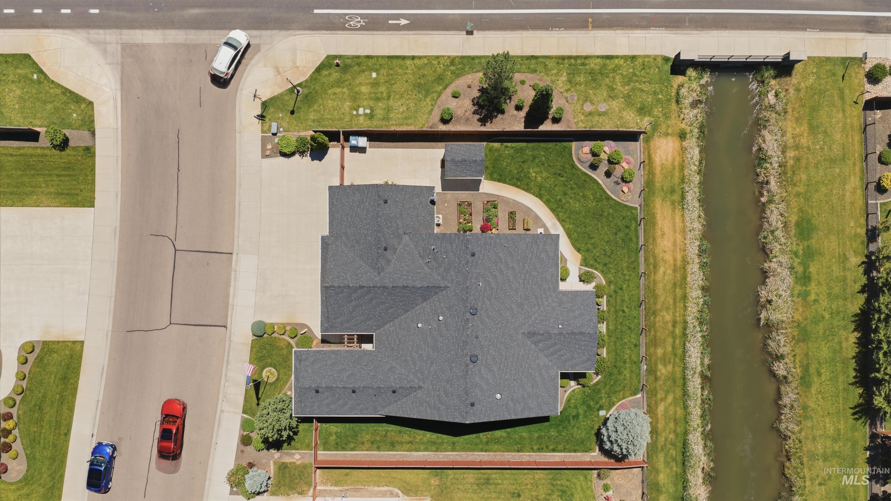 1091 N Hornback Ave, Star, Idaho 83669, 3 Bedrooms, 2 Bathrooms, Residential For Sale, Price $605,000, 98987450