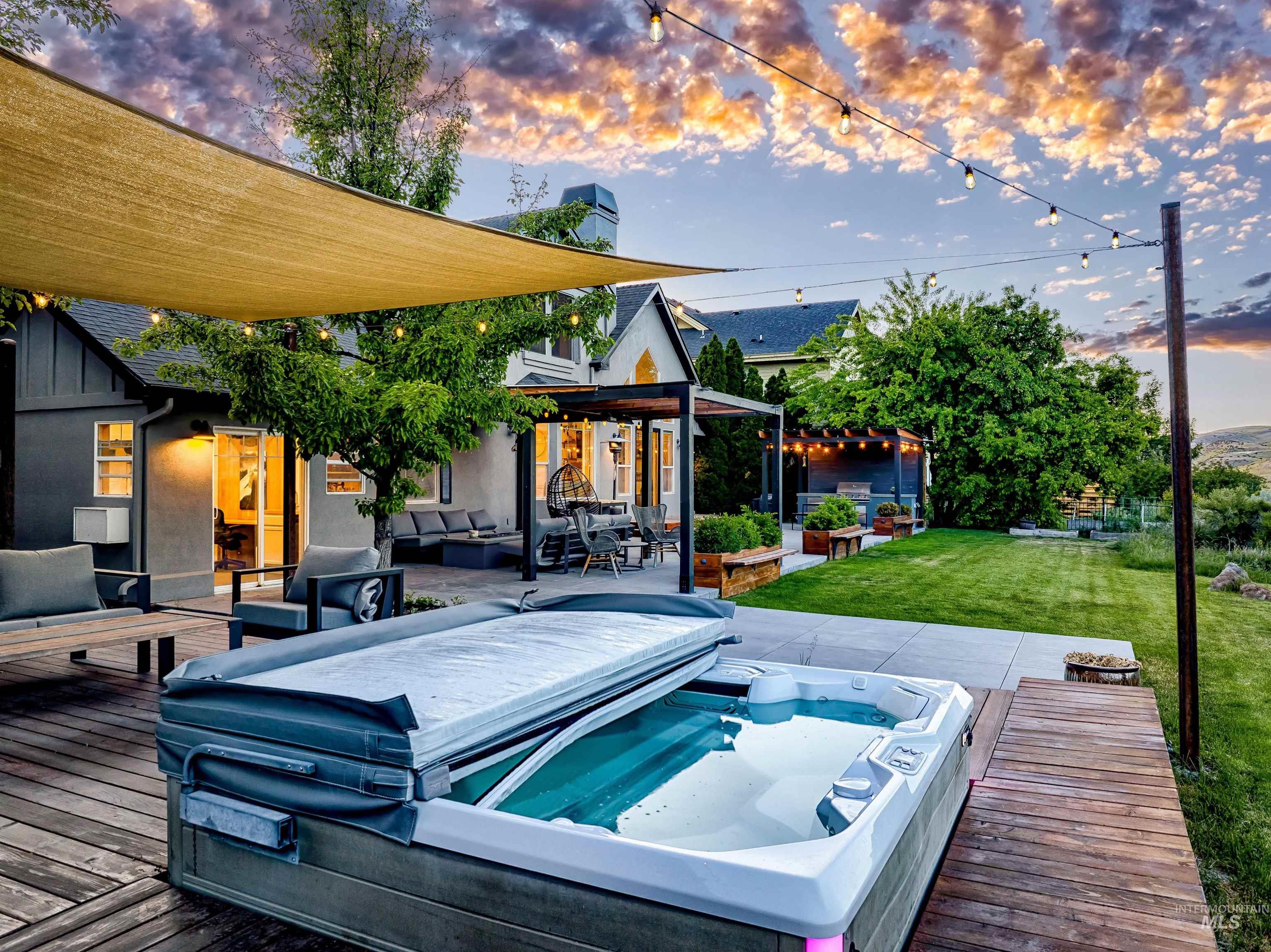 12984 N Schicks Ridge Road, Boise, Idaho 83714, 4 Bedrooms, 3 Bathrooms, Residential For Sale, Price $1,075,000, 98987452