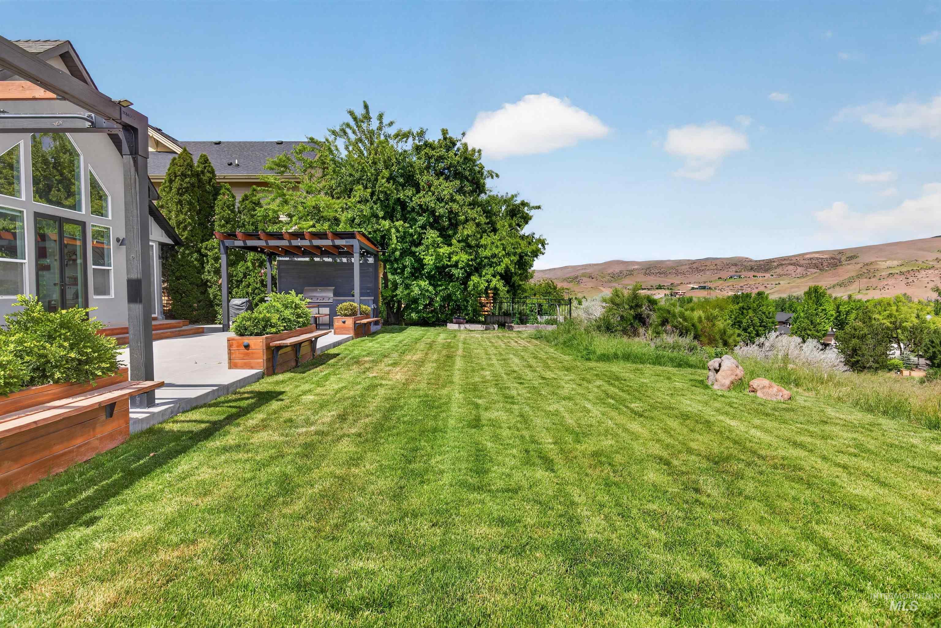 12984 N Schicks Ridge Road, Boise, Idaho 83714, 4 Bedrooms, 3 Bathrooms, Residential For Sale, Price $1,075,000, 98987452