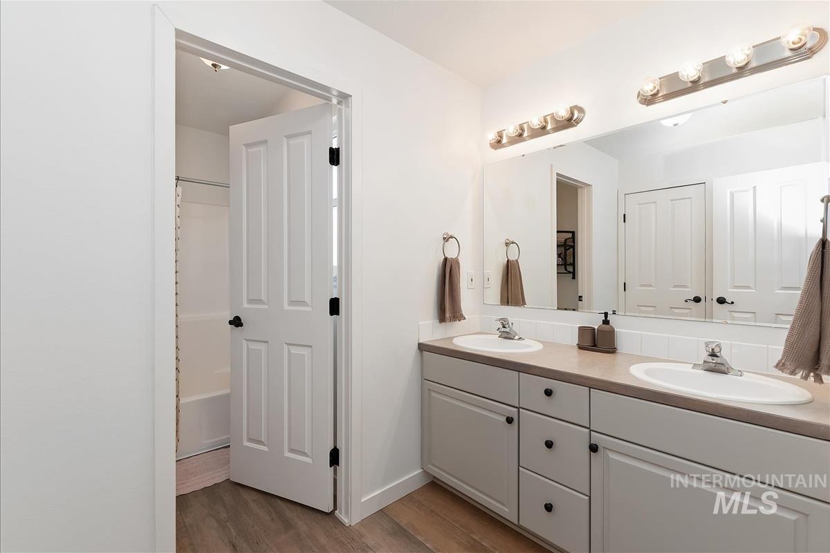 6062 S Tambourine Ave, Boise, Idaho 83709, 3 Bedrooms, 2.5 Bathrooms, Residential For Sale, Price $415,000, 98987453