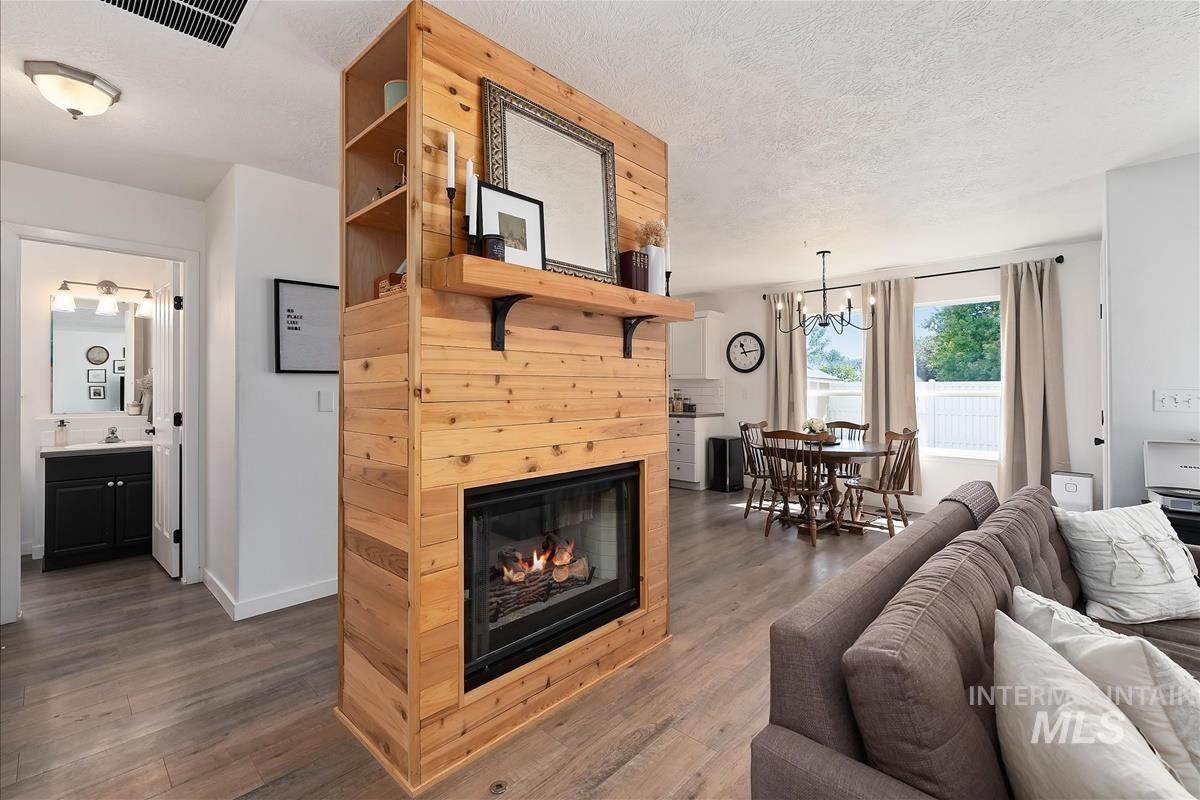 6062 S Tambourine Ave, Boise, Idaho 83709, 3 Bedrooms, 2.5 Bathrooms, Residential For Sale, Price $415,000, 98987453