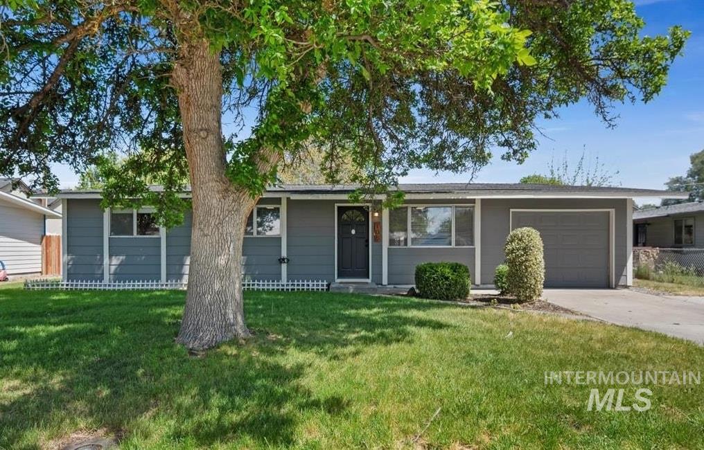 108 N Rowena St, Nampa, Idaho 83651-2043, 3 Bedrooms, 2 Bathrooms, Residential For Sale, Price $375,000, 98987454