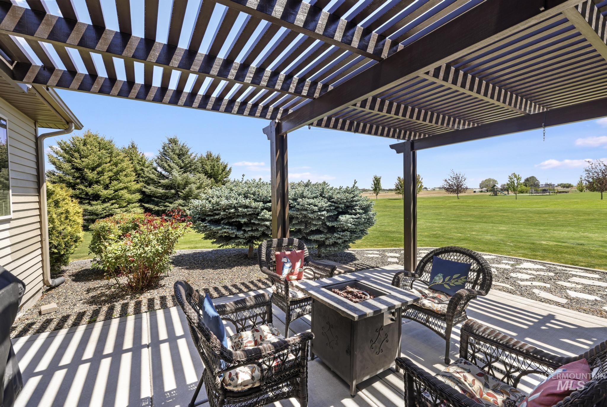 3623 E 3880 N, Kimberly, Idaho 83341, 4 Bedrooms, 2 Bathrooms, Residential For Sale, Price $580,000, 98987462