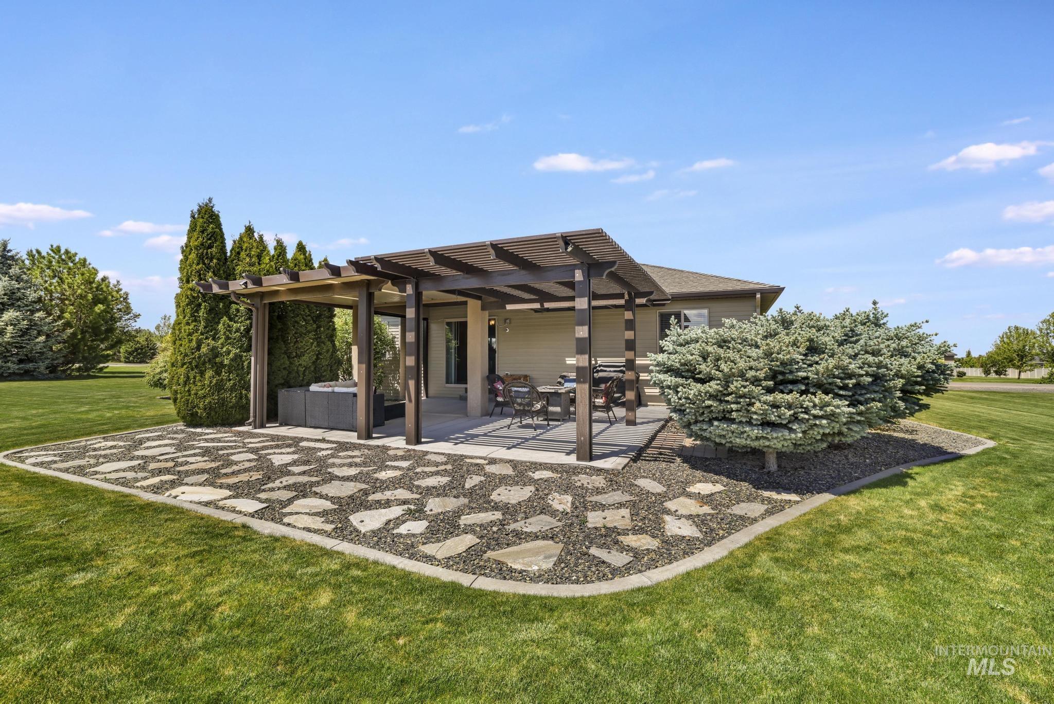 3623 E 3880 N, Kimberly, Idaho 83341, 4 Bedrooms, 2 Bathrooms, Residential For Sale, Price $580,000, 98987462