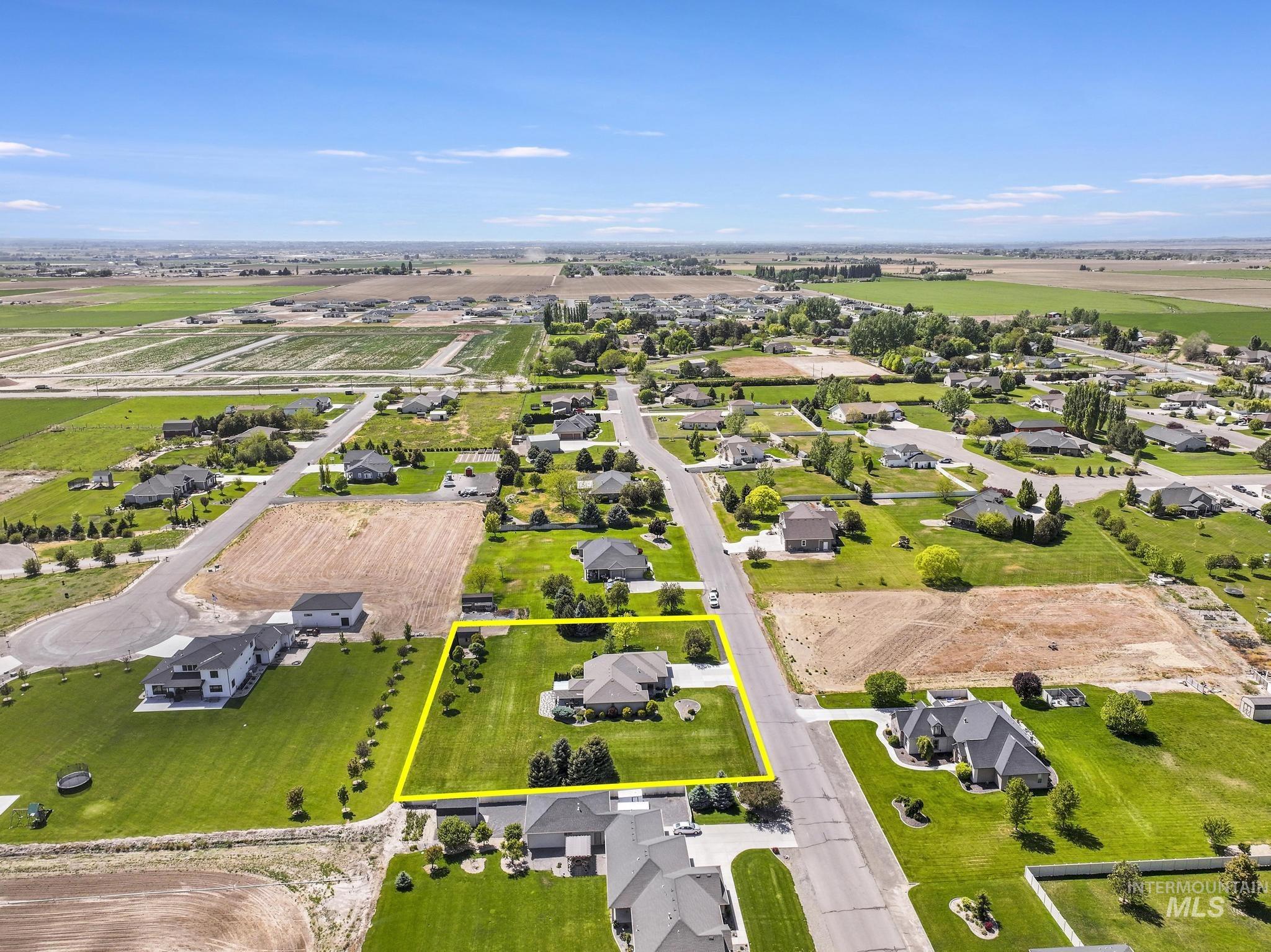 3623 E 3880 N, Kimberly, Idaho 83341, 4 Bedrooms, 2 Bathrooms, Residential For Sale, Price $580,000, 98987462