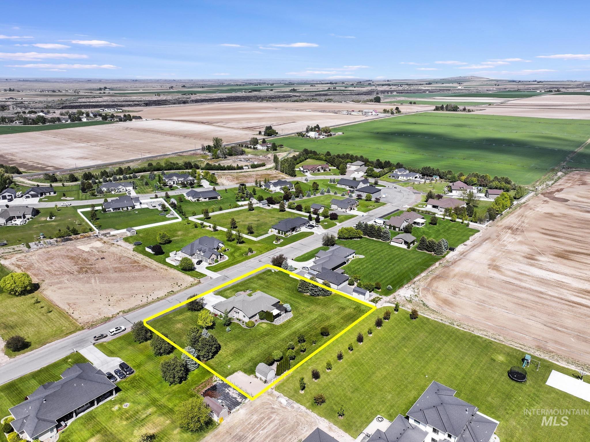 3623 E 3880 N, Kimberly, Idaho 83341, 4 Bedrooms, 2 Bathrooms, Residential For Sale, Price $580,000, 98987462