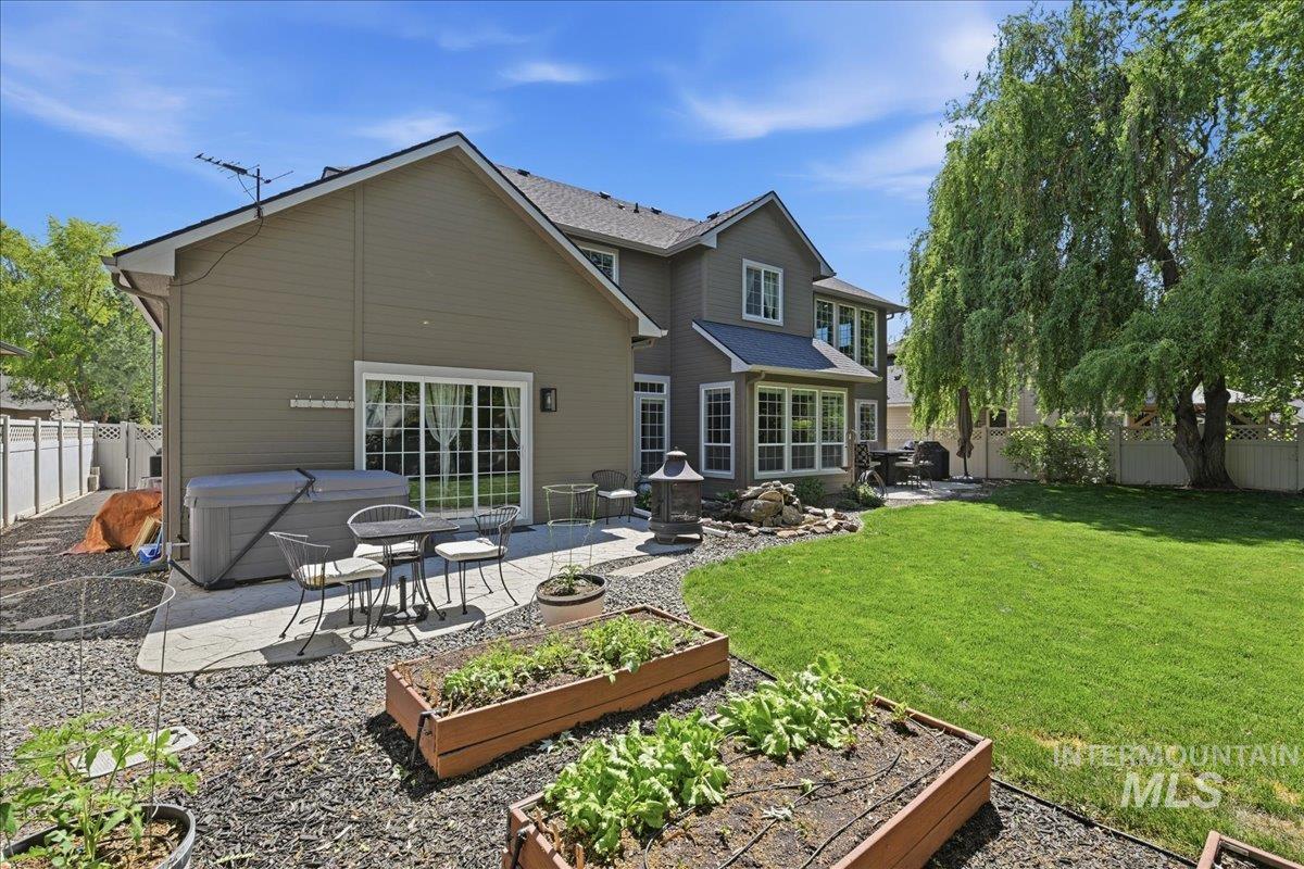 2884 W Torana, Meridian, Idaho 83646, 3 Bedrooms, 2.5 Bathrooms, Residential For Sale, Price $769,900, 98987467