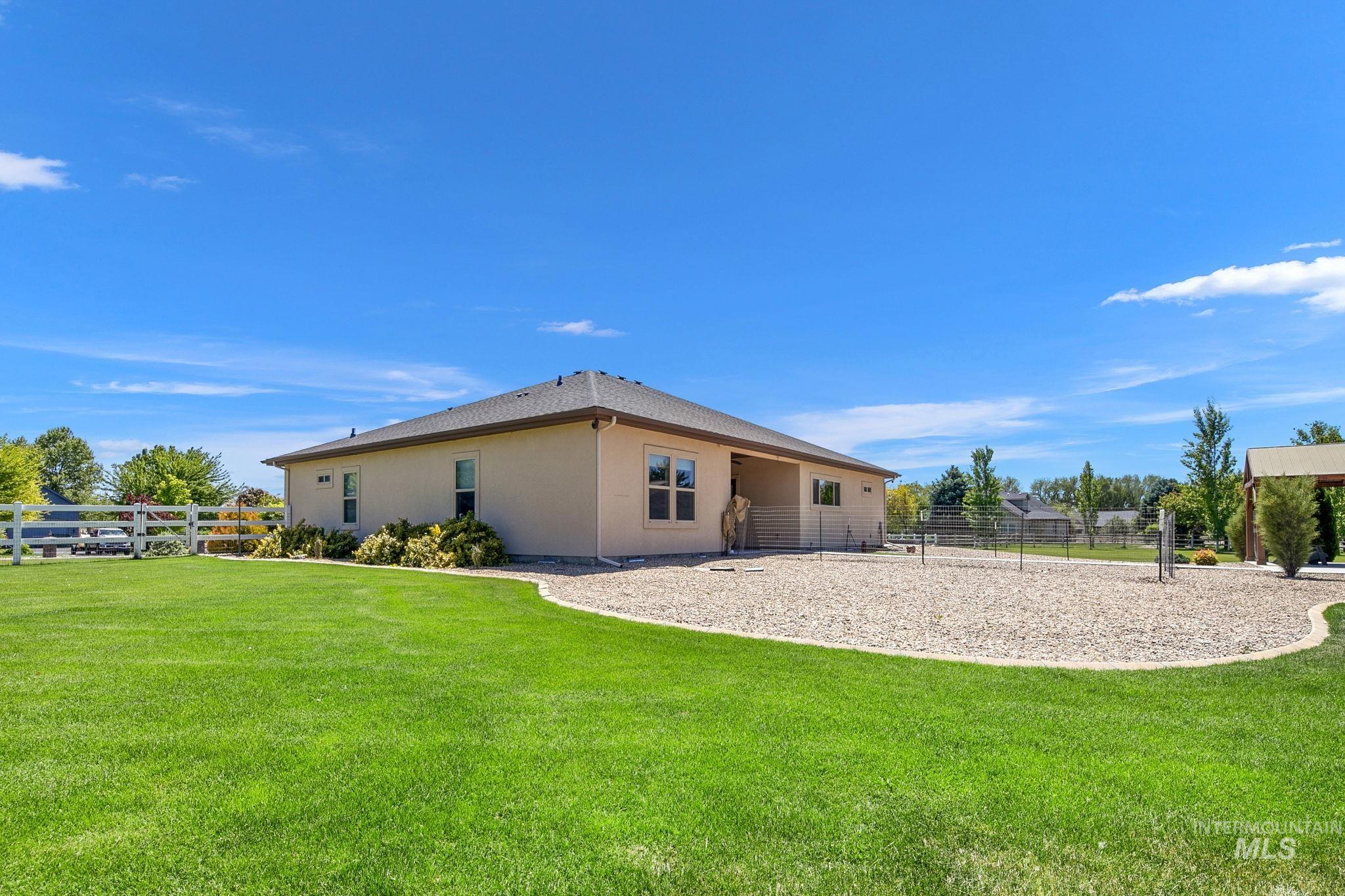 19651 Sandy Beach Ct, Wilder, Idaho 83676, 4 Bedrooms, 3 Bathrooms, Residential For Sale, Price $850,000,MLS 98987468