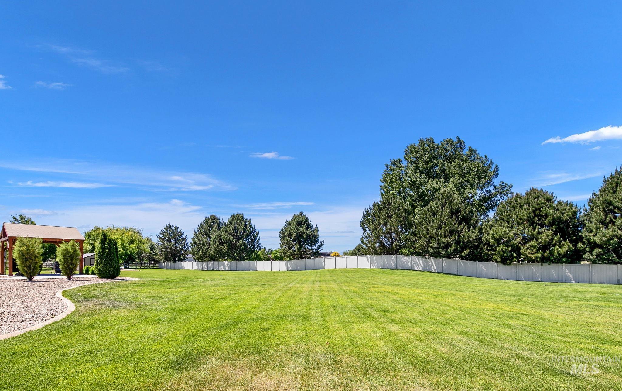 19651 Sandy Beach Ct, Wilder, Idaho 83676, 4 Bedrooms, 3 Bathrooms, Residential For Sale, Price $850,000,MLS 98987468
