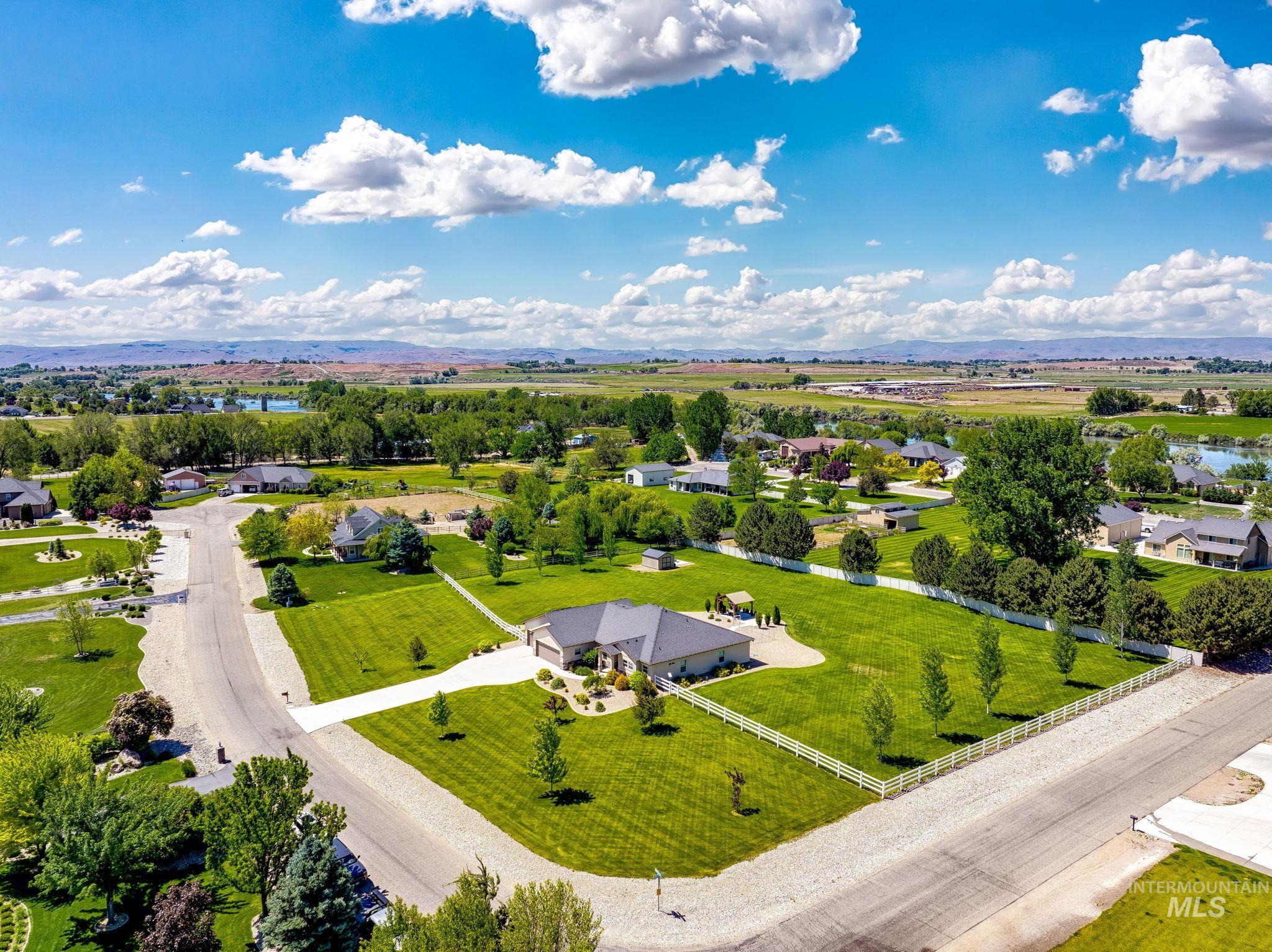 19651 Sandy Beach Ct, Wilder, Idaho 83676, 4 Bedrooms, 3 Bathrooms, Residential For Sale, Price $850,000,MLS 98987468