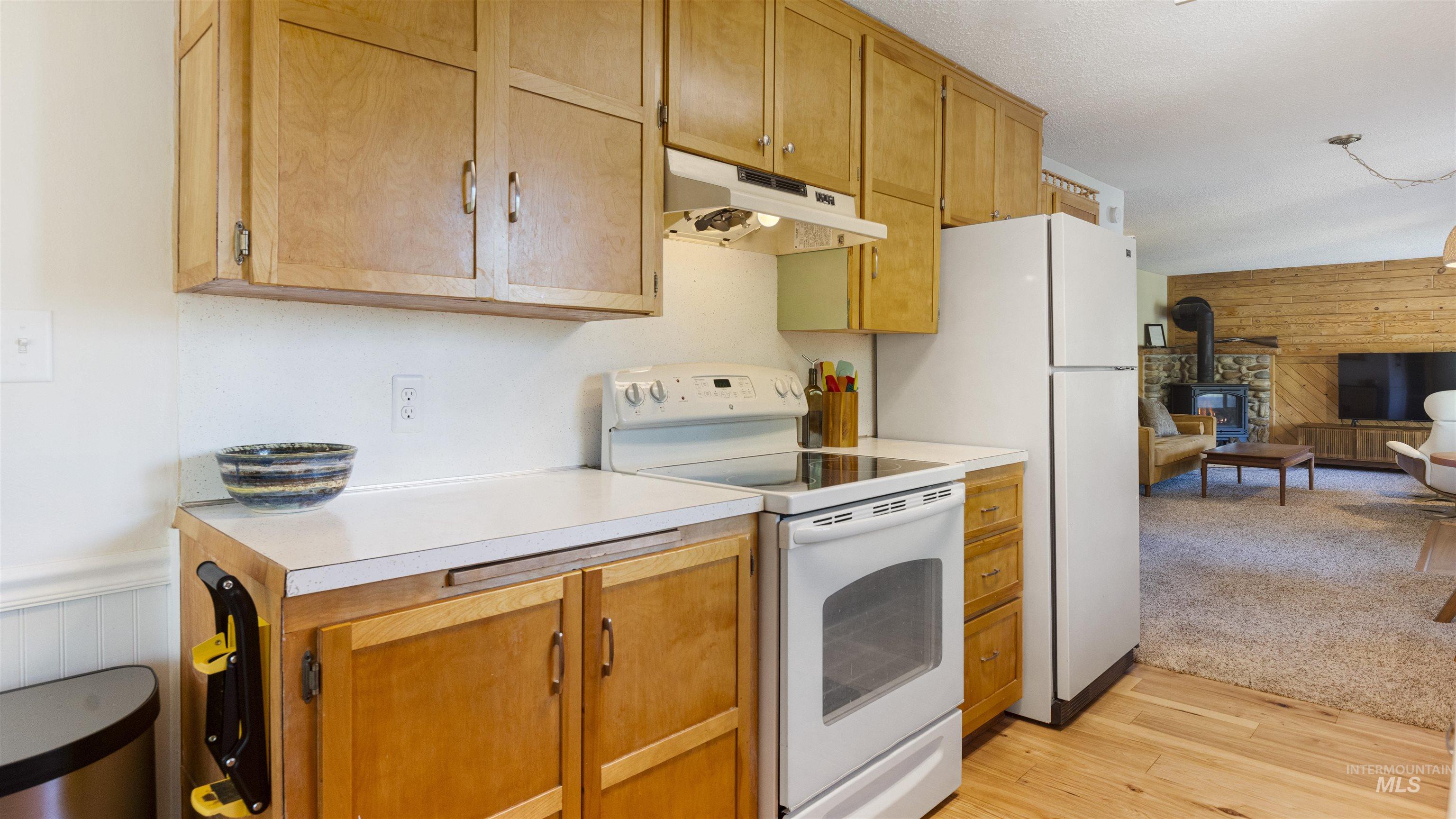 3 Laguna Place, Cascade, Idaho 83611, 2 Bedrooms, 1 Bathroom, Residential For Sale, Price $539,000,MLS 98987473