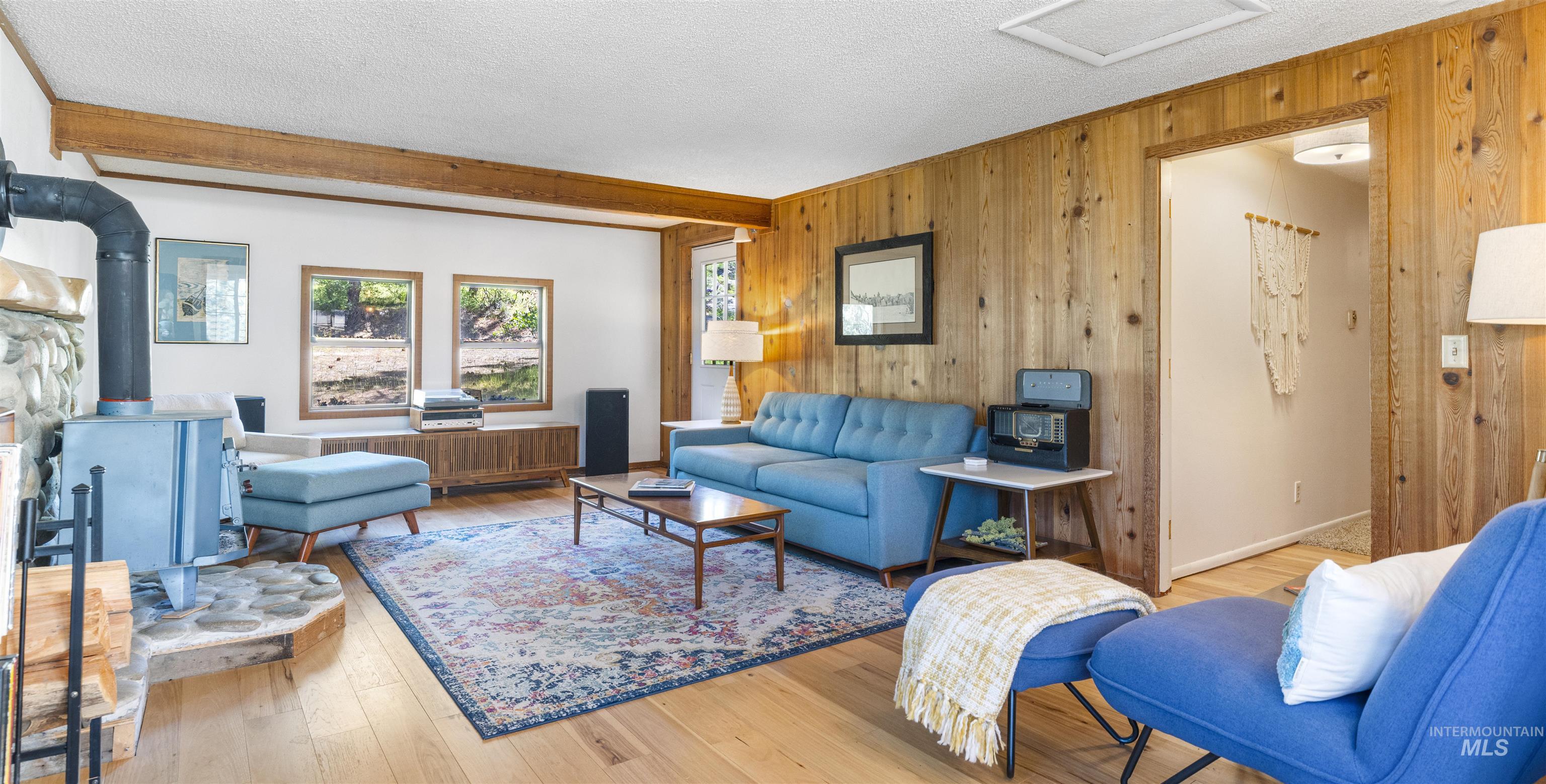 3 Laguna Place, Cascade, Idaho 83611, 2 Bedrooms, 1 Bathroom, Residential For Sale, Price $539,000,MLS 98987473