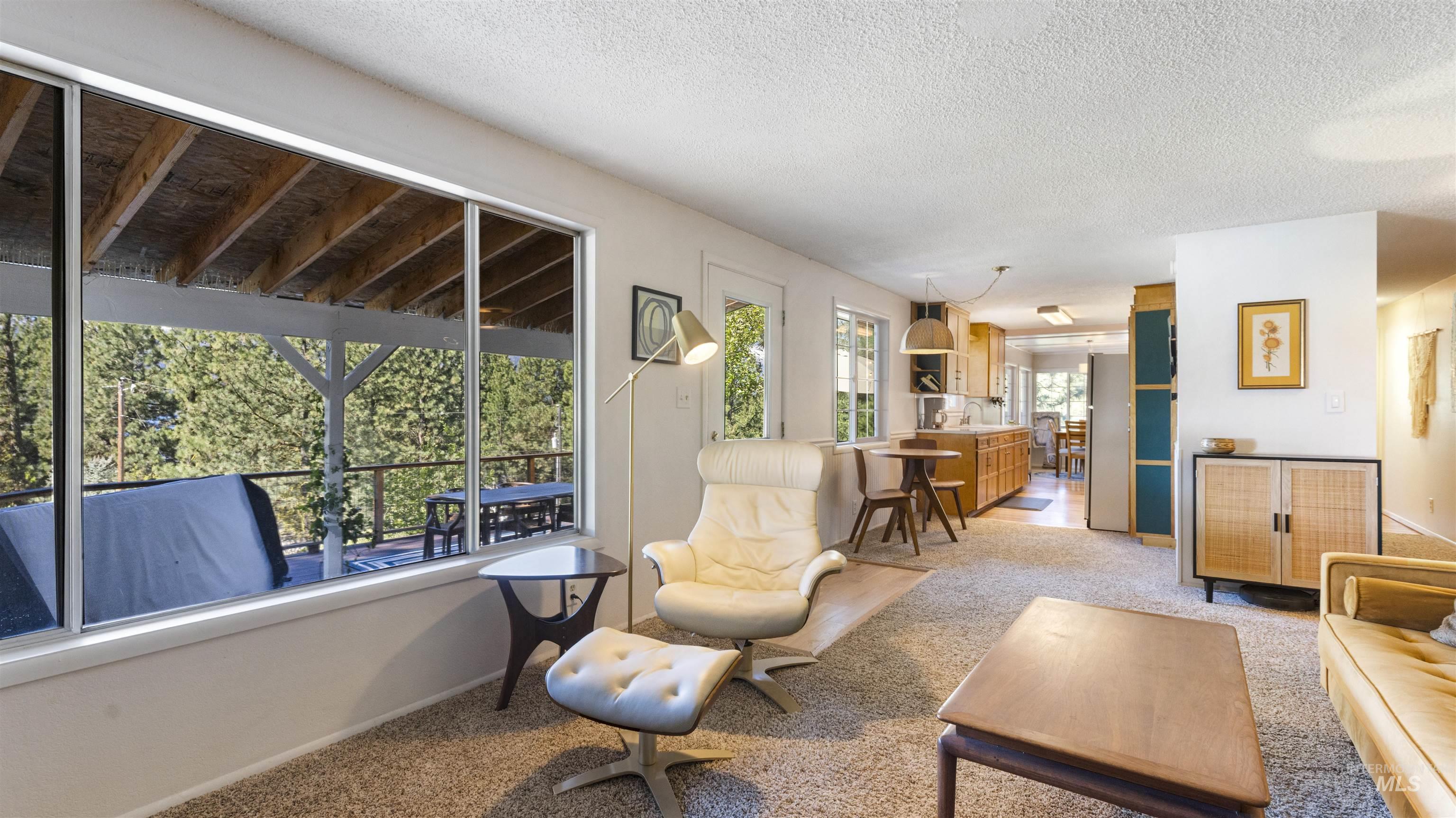 3 Laguna Place, Cascade, Idaho 83611, 2 Bedrooms, 1 Bathroom, Residential For Sale, Price $539,000,MLS 98987473