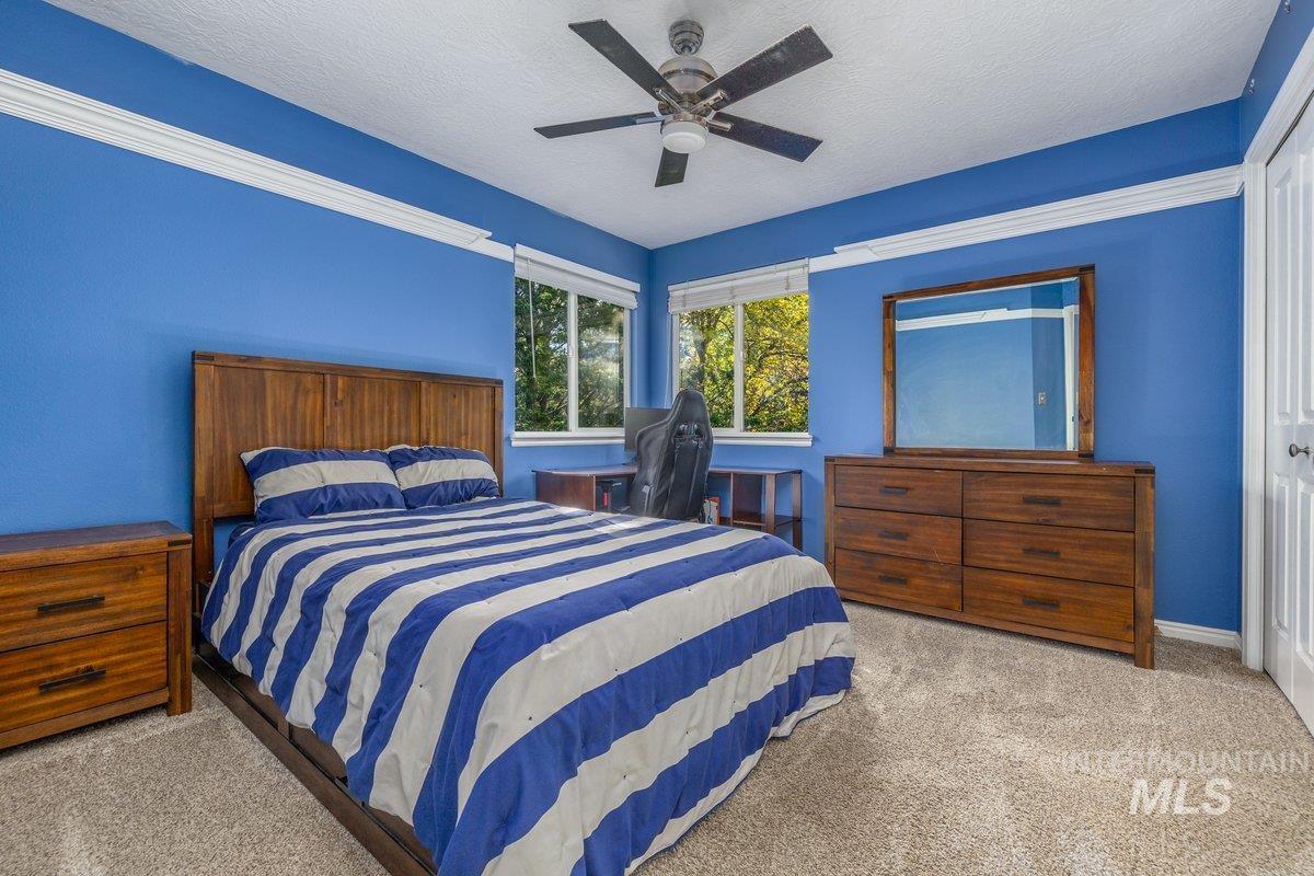 279 E Stonewater Ct, Eagle, Idaho 83616, 4 Bedrooms, 2.5 Bathrooms, Residential For Sale, Price $800,000,MLS 98987476