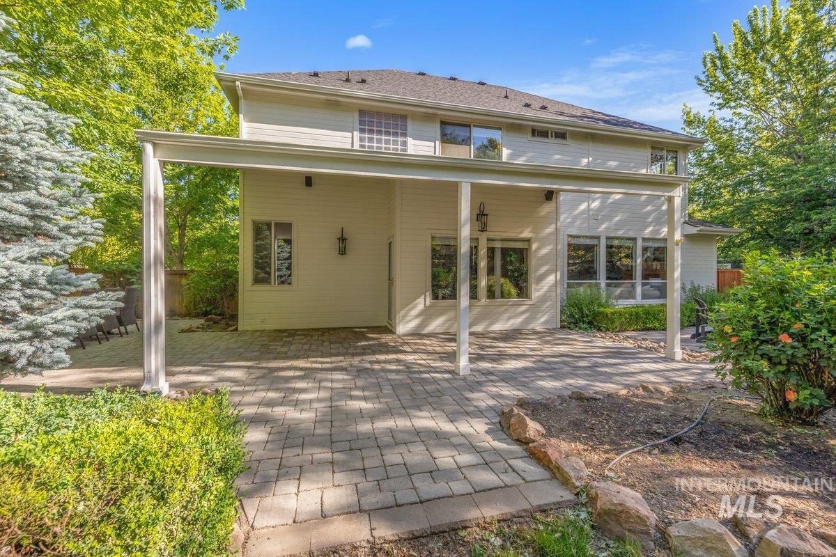 279 E Stonewater Ct, Eagle, Idaho 83616, 4 Bedrooms, 2.5 Bathrooms, Residential For Sale, Price $800,000,MLS 98987476