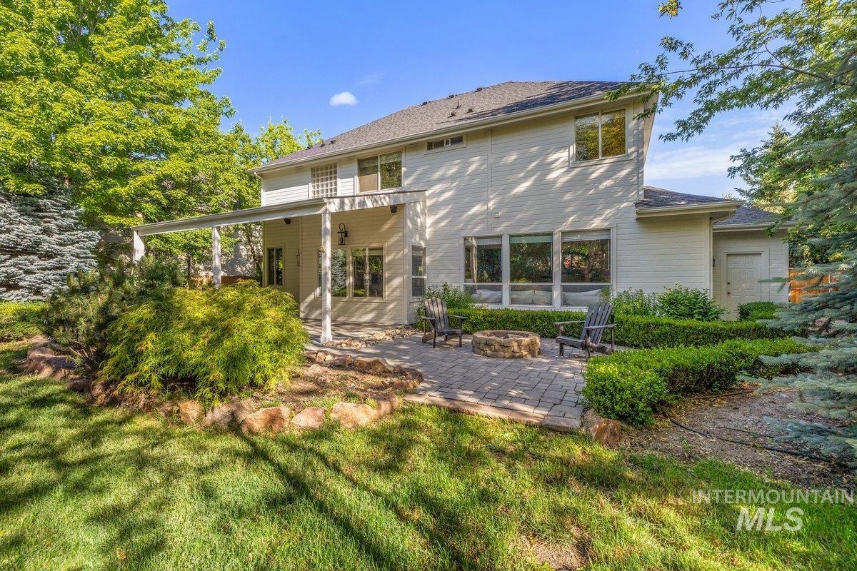 279 E Stonewater Ct, Eagle, Idaho 83616, 4 Bedrooms, 2.5 Bathrooms, Residential For Sale, Price $800,000,MLS 98987476