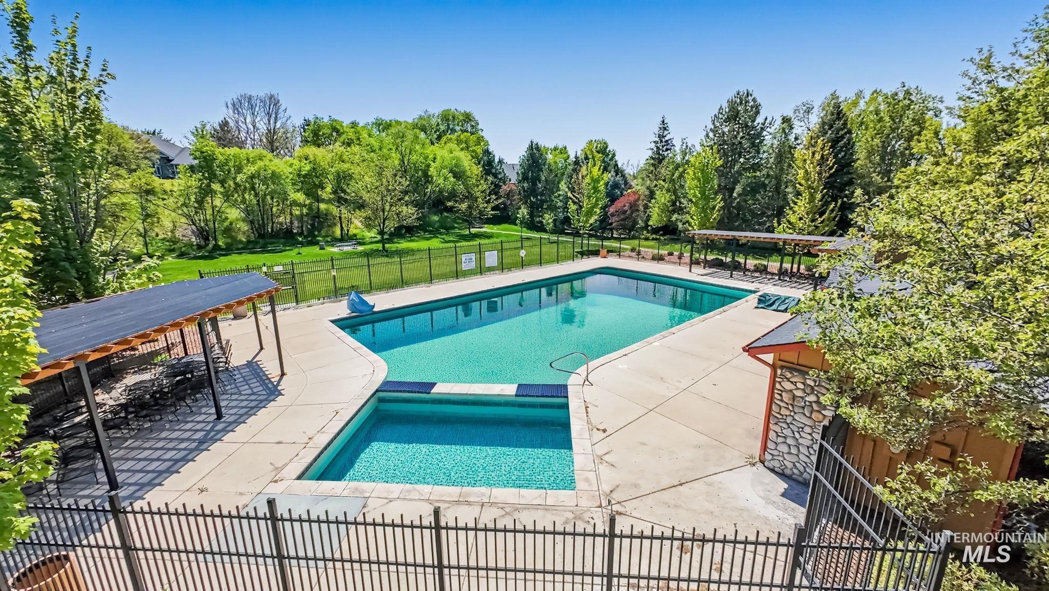 279 E Stonewater Ct, Eagle, Idaho 83616, 4 Bedrooms, 2.5 Bathrooms, Residential For Sale, Price $800,000,MLS 98987476