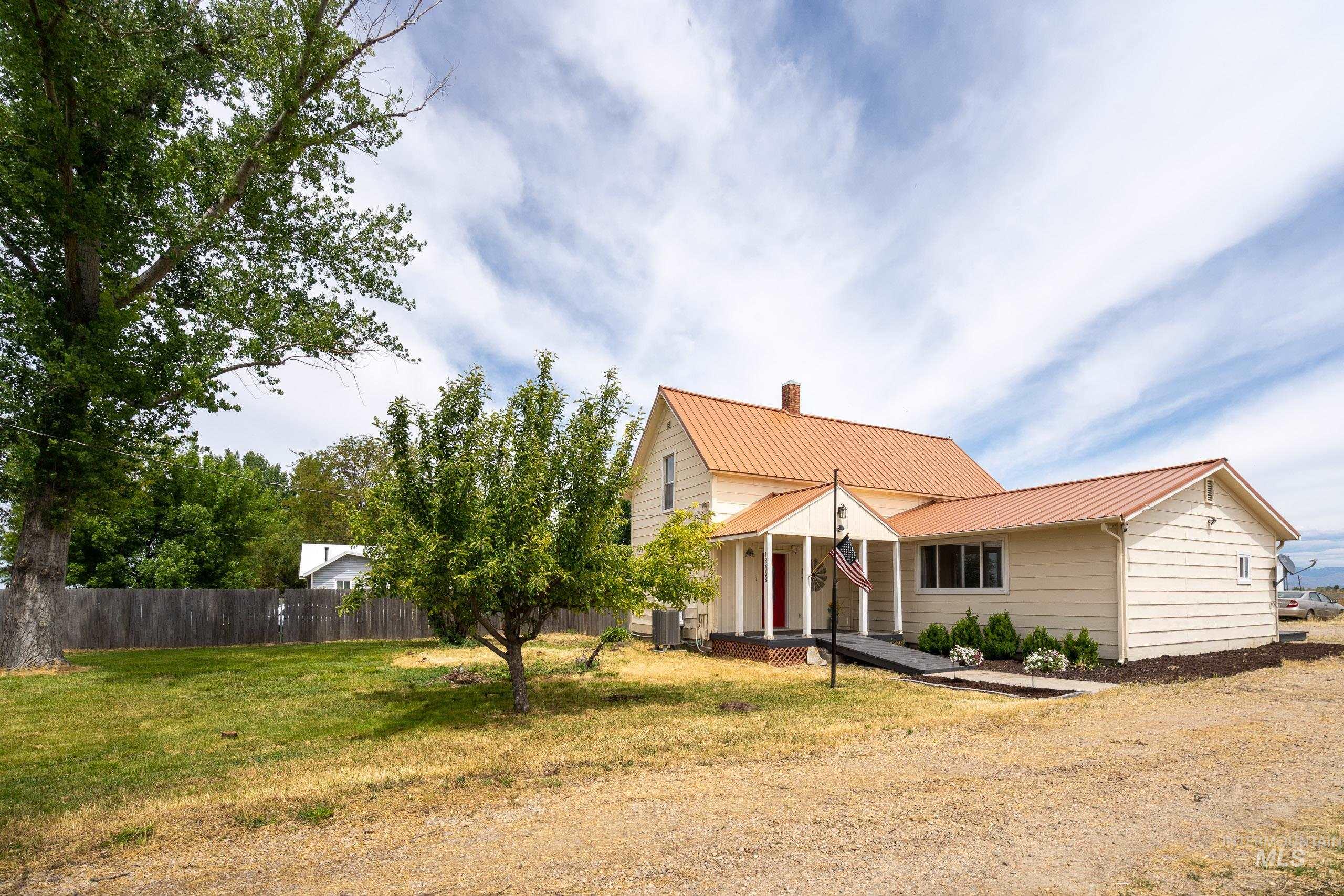 18458 11th Ave., Nampa, Idaho 83687, 4 Bedrooms, 2 Bathrooms, Residential For Sale, Price $599,900, 98987479