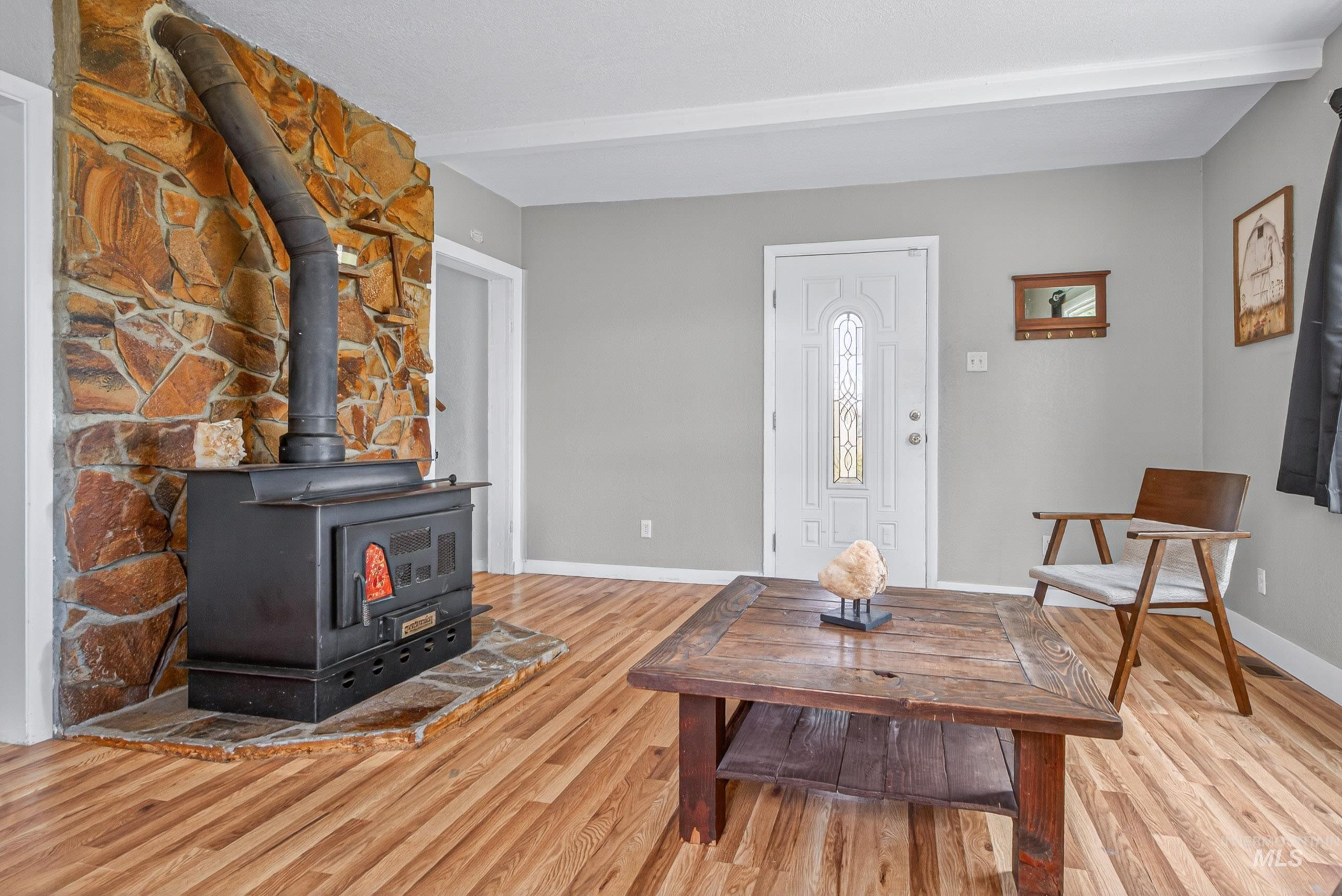 18458 11th Ave., Nampa, Idaho 83687, 4 Bedrooms, 2 Bathrooms, Residential For Sale, Price $599,900, 98987479
