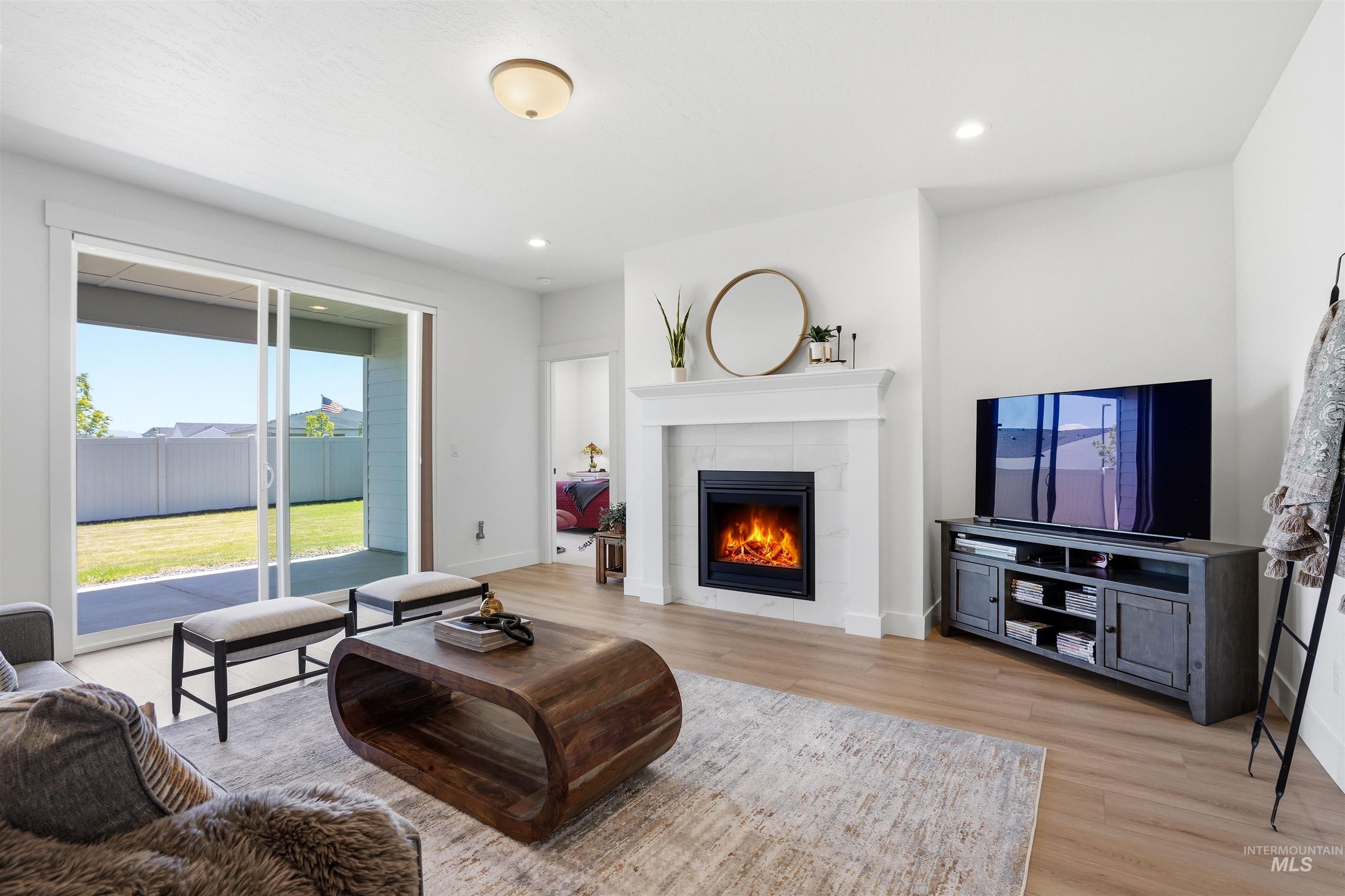 5528 N Lornwood Ave, Meridian, Idaho 83646, 3 Bedrooms, 2 Bathrooms, Residential For Sale, Price $534,000, 98987482