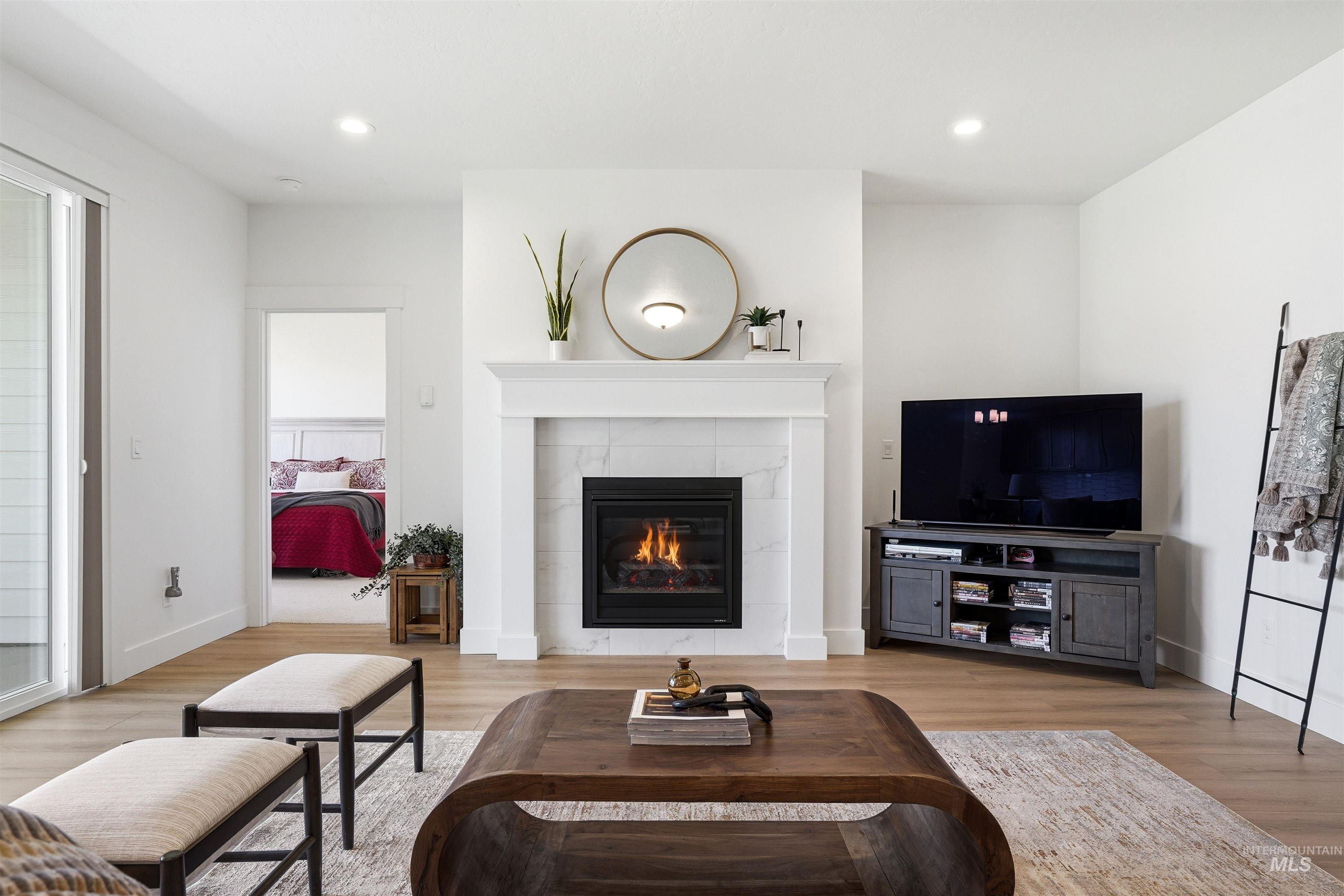 5528 N Lornwood Ave, Meridian, Idaho 83646, 3 Bedrooms, 2 Bathrooms, Residential For Sale, Price $534,000, 98987482