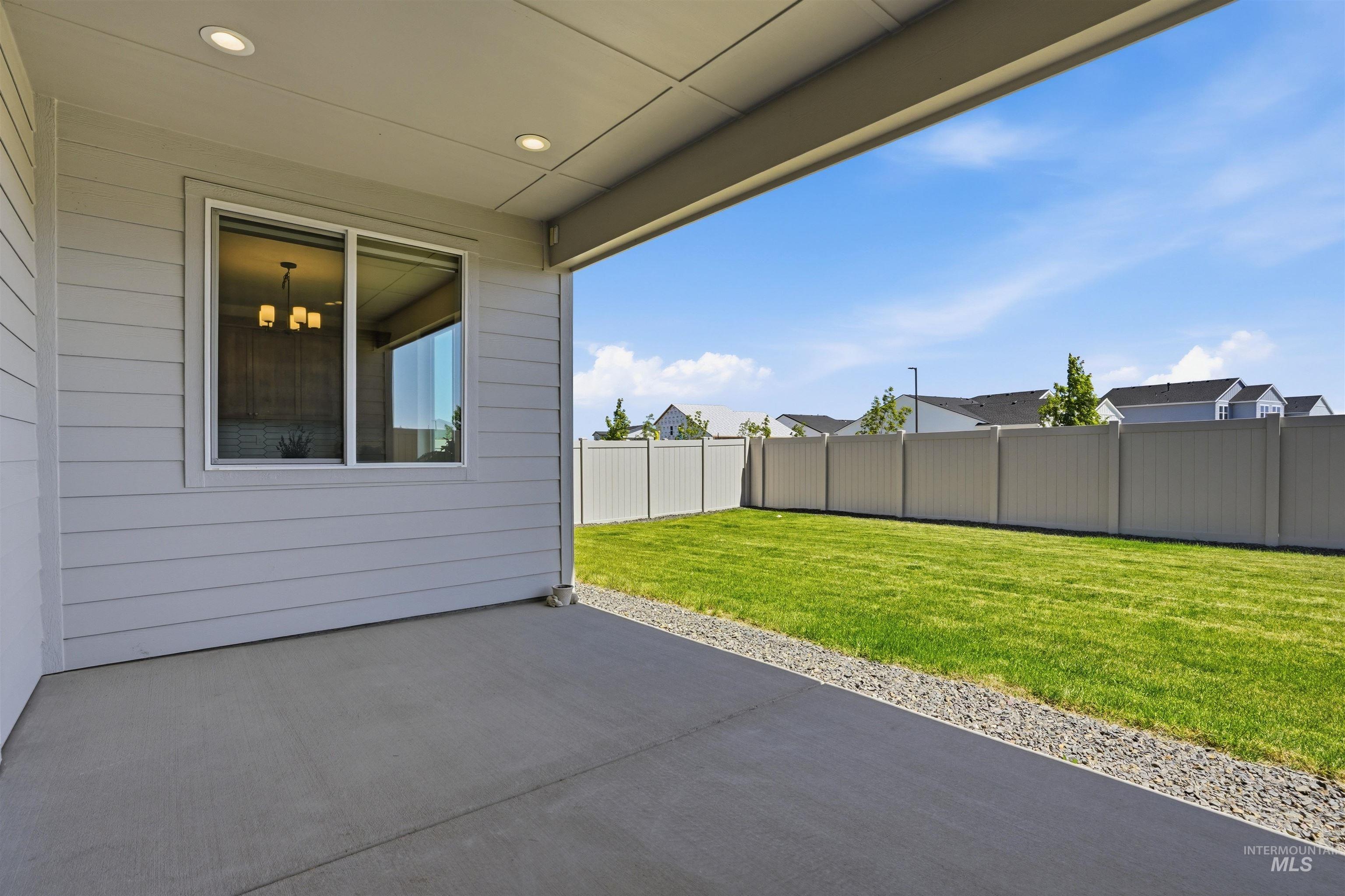 5528 N Lornwood Ave, Meridian, Idaho 83646, 3 Bedrooms, 2 Bathrooms, Residential For Sale, Price $534,000, 98987482