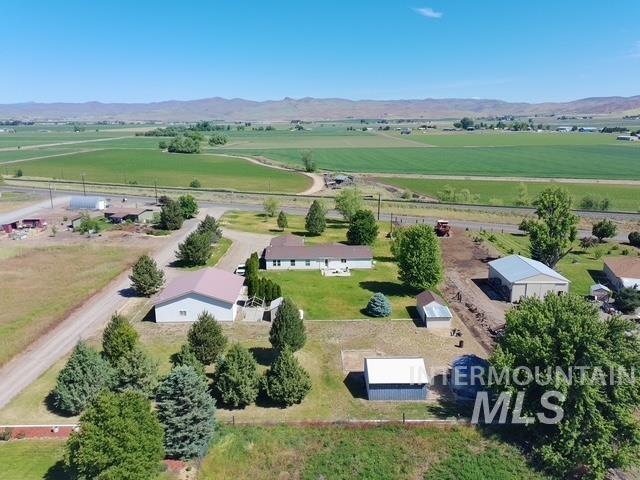 1095 County Rd 70, Weiser, Idaho 83672, 4 Bedrooms, 2.5 Bathrooms, Residential For Sale, Price $495,000, 98987486
