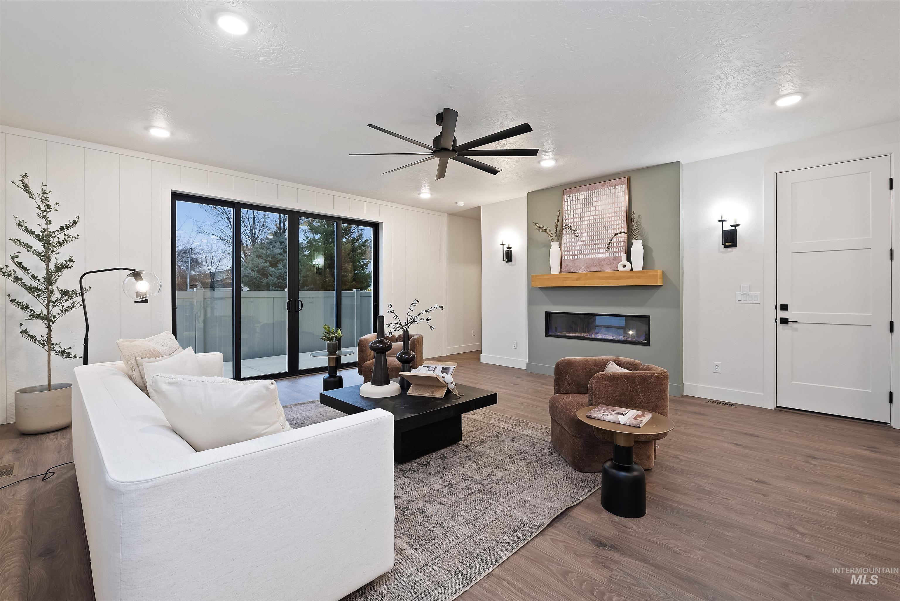 60 N Feather Reed Ave., Meridian, Idaho 83642, 4 Bedrooms, 2.5 Bathrooms, Residential For Sale, Price $575,000, 98987491
