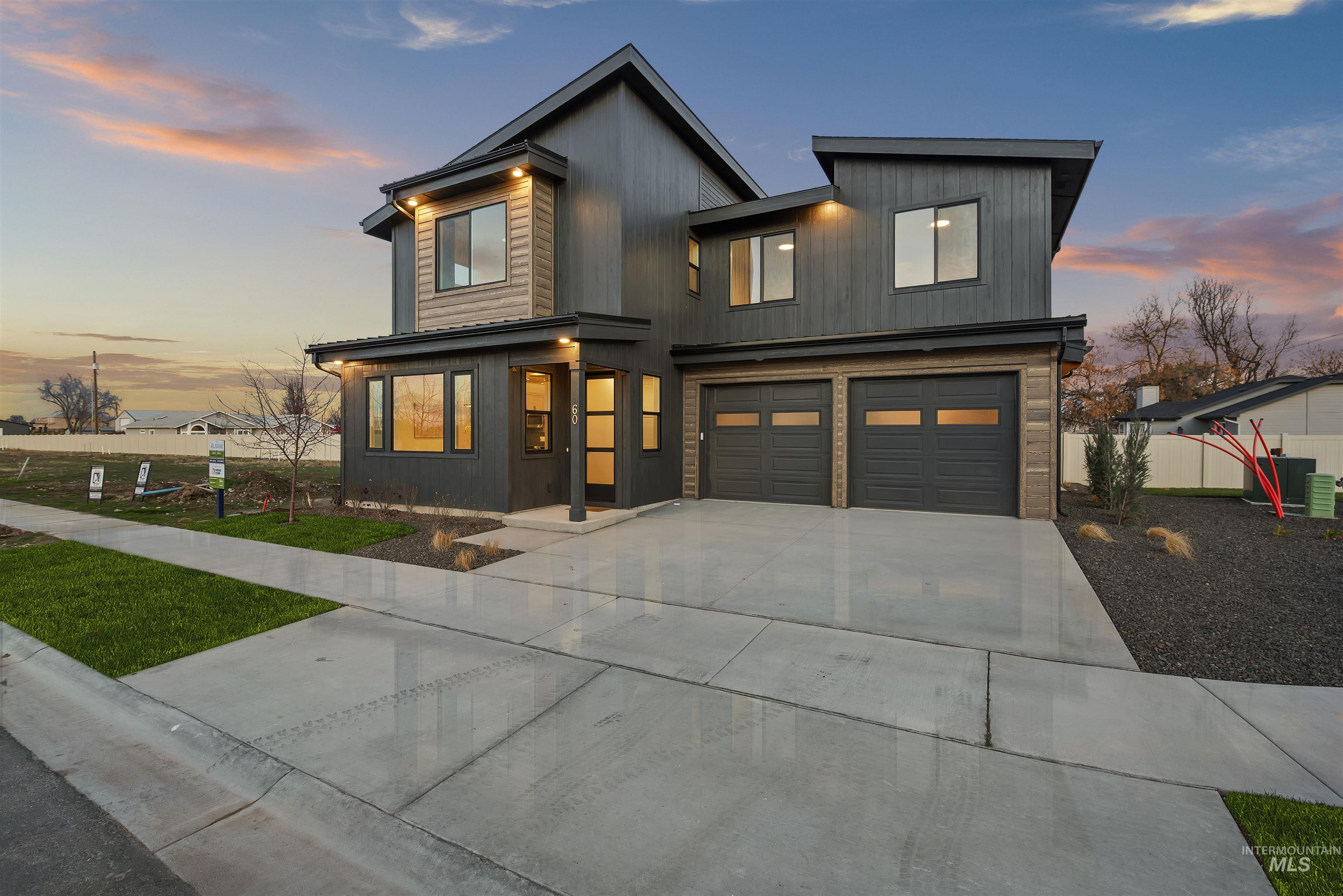 60 N Feather Reed Ave., Meridian, Idaho 83642, 4 Bedrooms, 2.5 Bathrooms, Residential For Sale, Price $575,000, 98987491