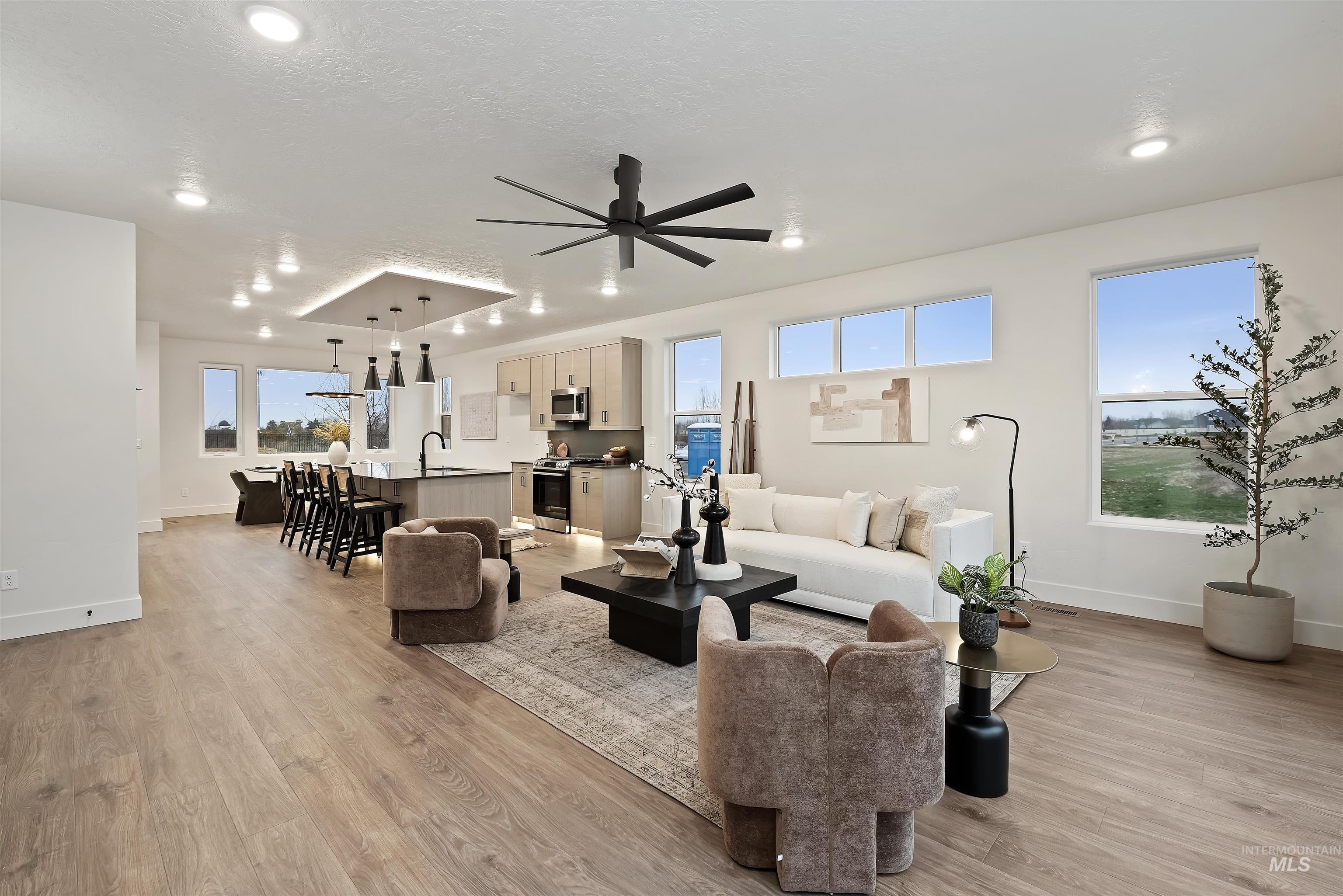 60 N Feather Reed Ave., Meridian, Idaho 83642, 4 Bedrooms, 2.5 Bathrooms, Residential For Sale, Price $575,000, 98987491