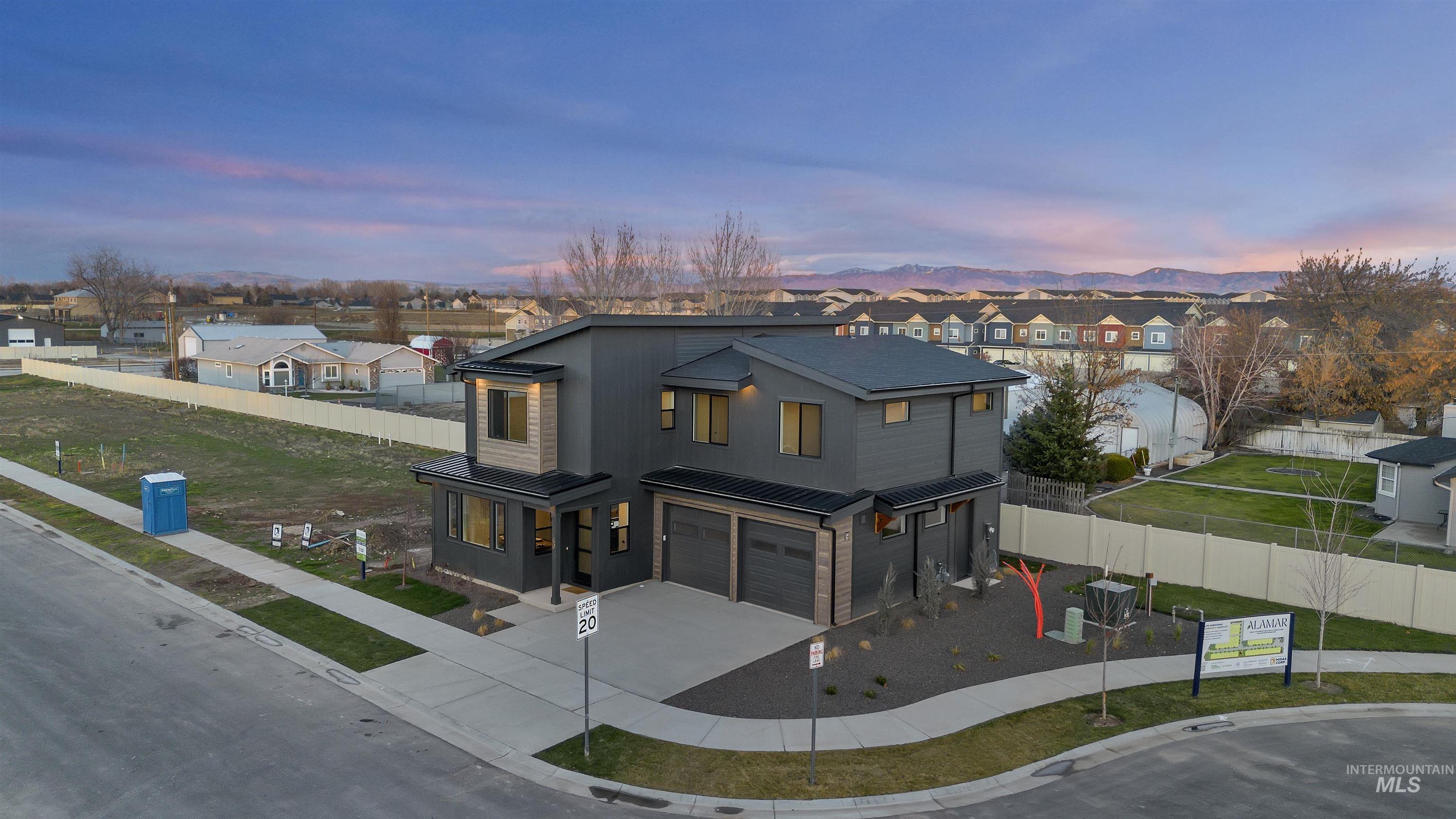 60 N Feather Reed Ave., Meridian, Idaho 83642, 4 Bedrooms, 2.5 Bathrooms, Residential For Sale, Price $575,000, 98987491