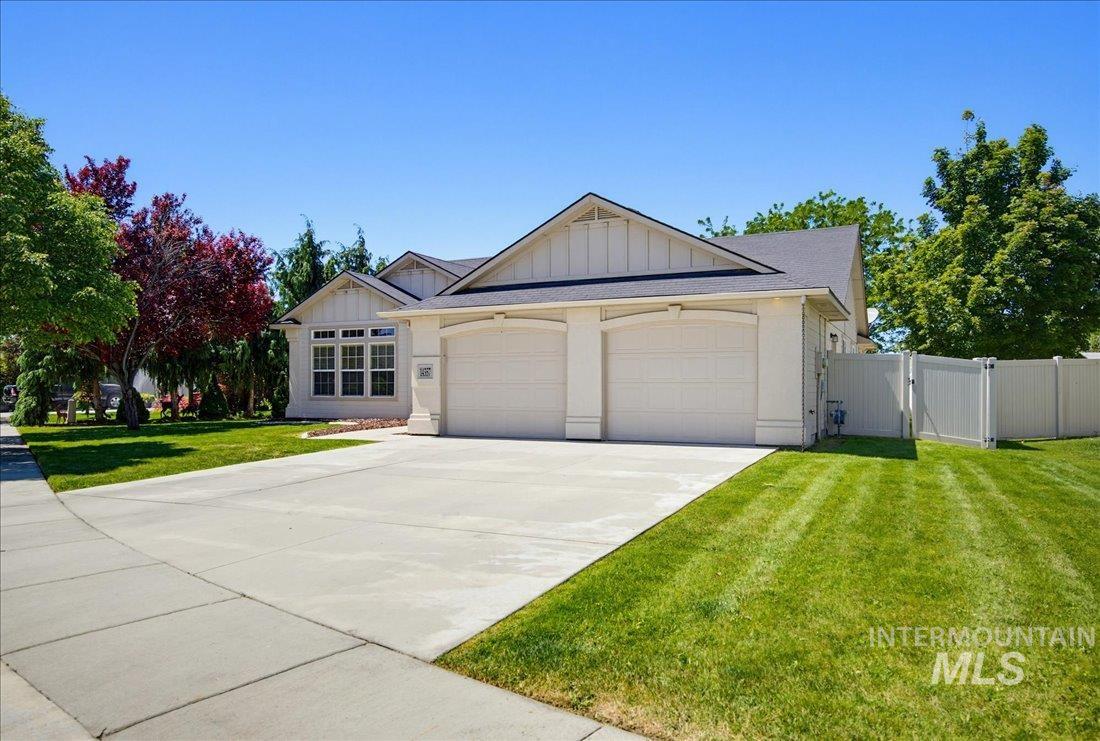 14357 N Acapulco Way, Nampa, Idaho 83651, 3 Bedrooms, 2 Bathrooms, Residential For Sale, Price $419,900, 98987493
